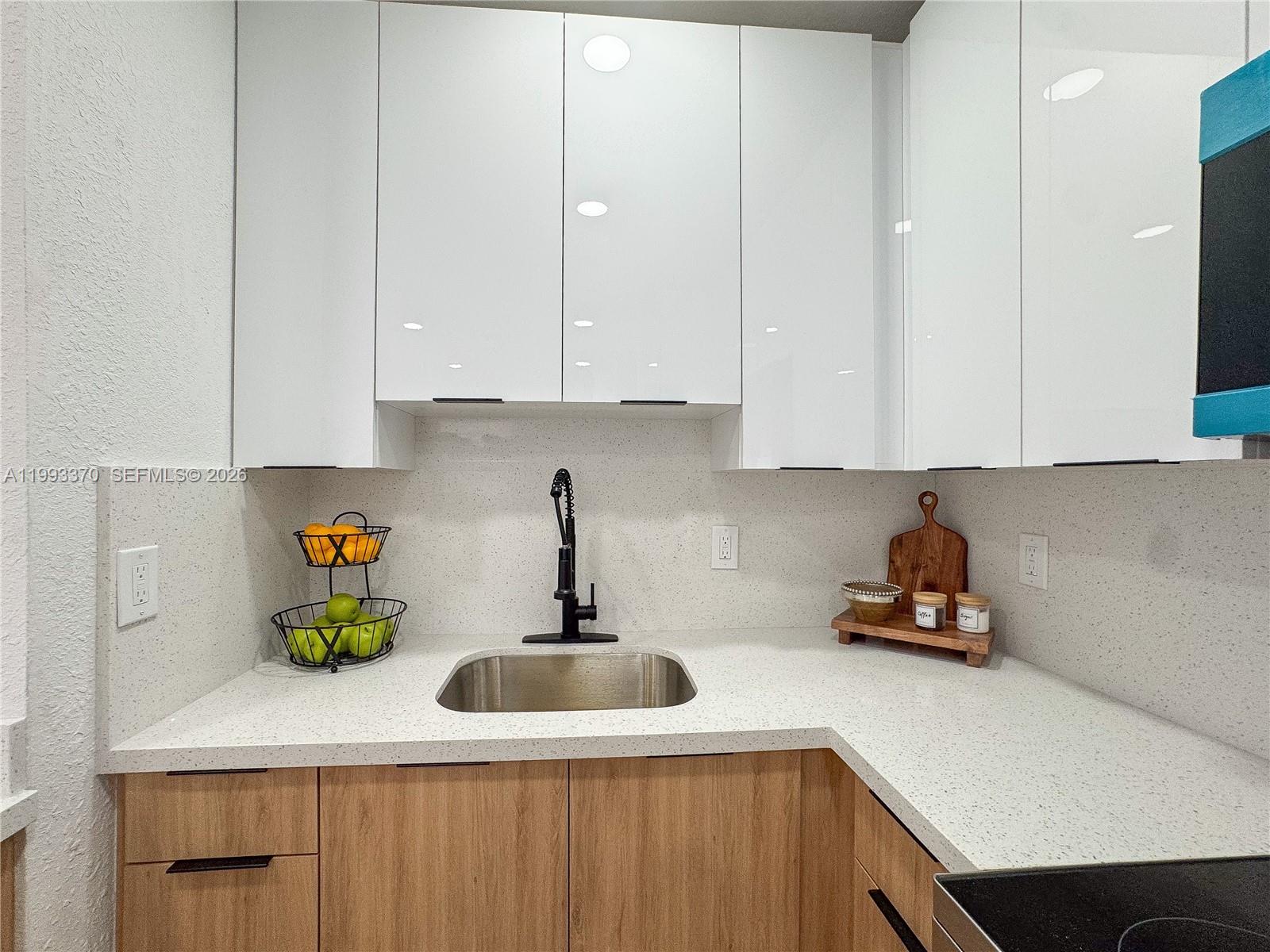 1822 NW 66th St Miami, FL 33147