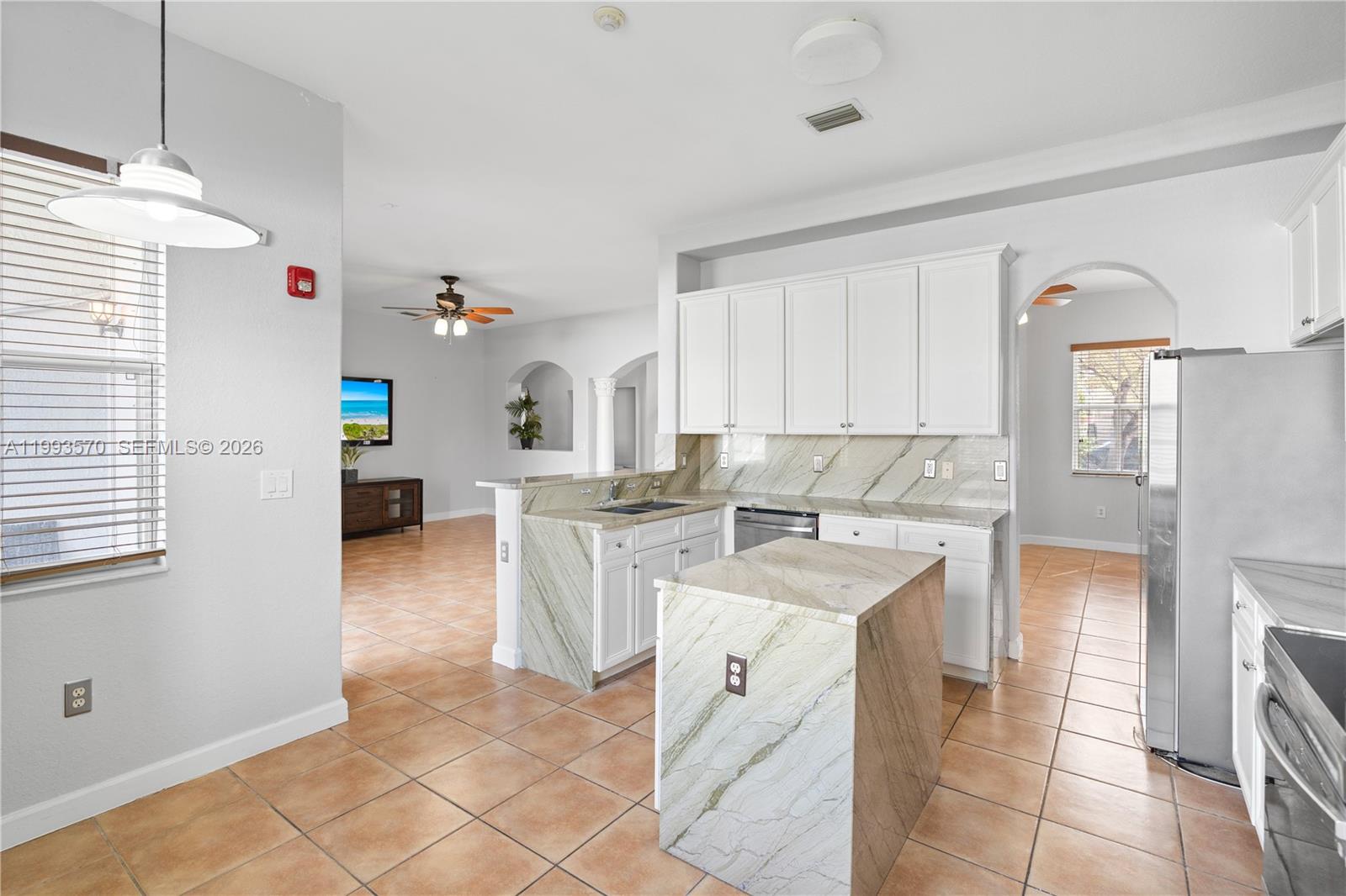 18140 NW 90th Ave Hialeah, FL 33018