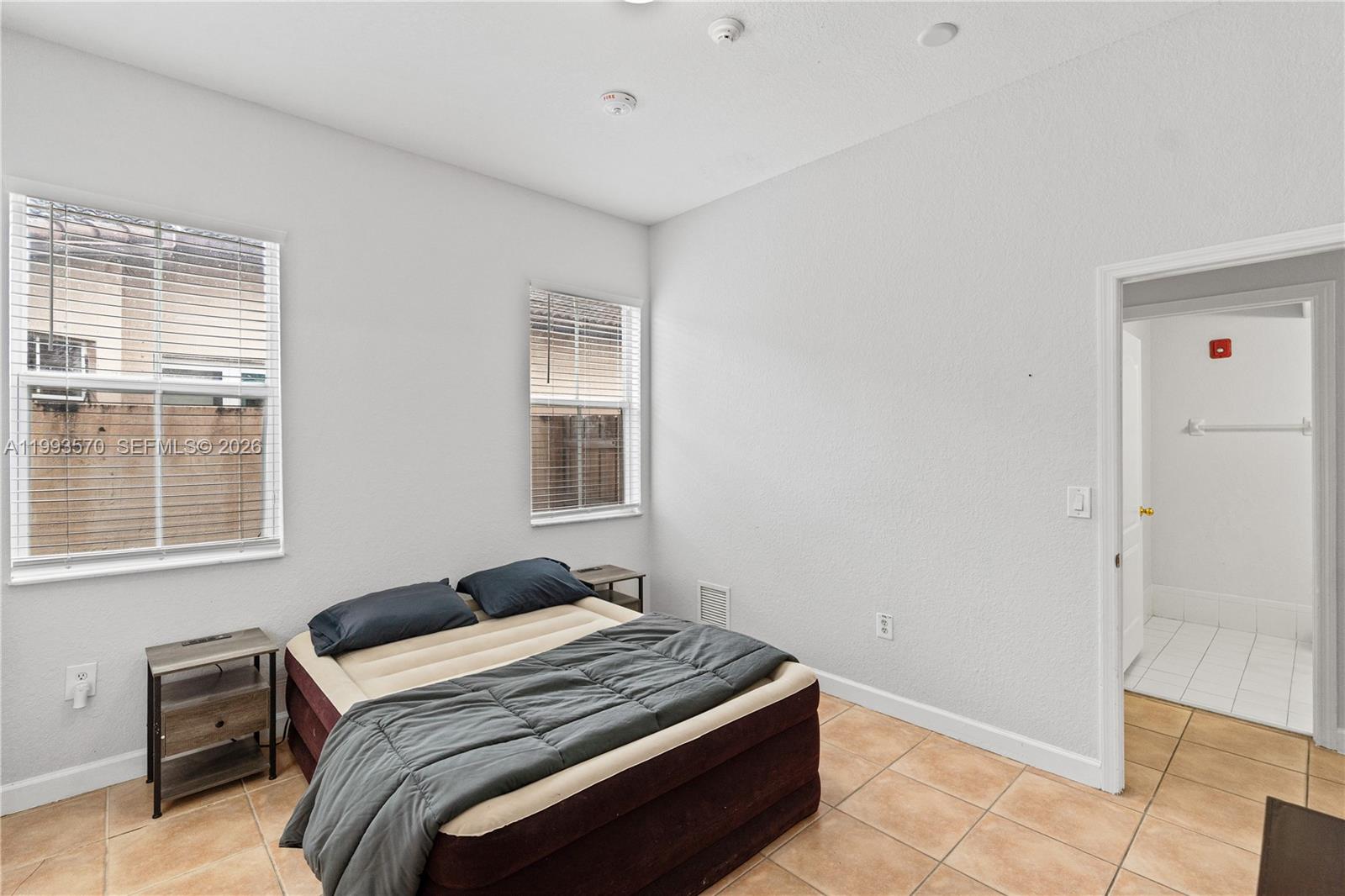 18140 NW 90th Ave Hialeah, FL 33018