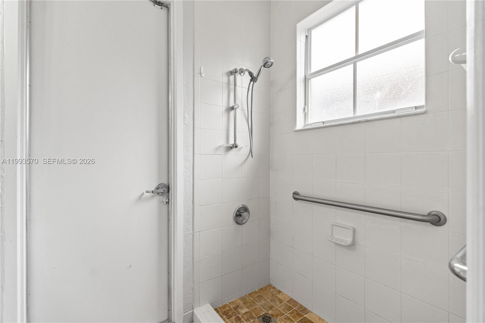 18140 NW 90th Ave Hialeah, FL 33018