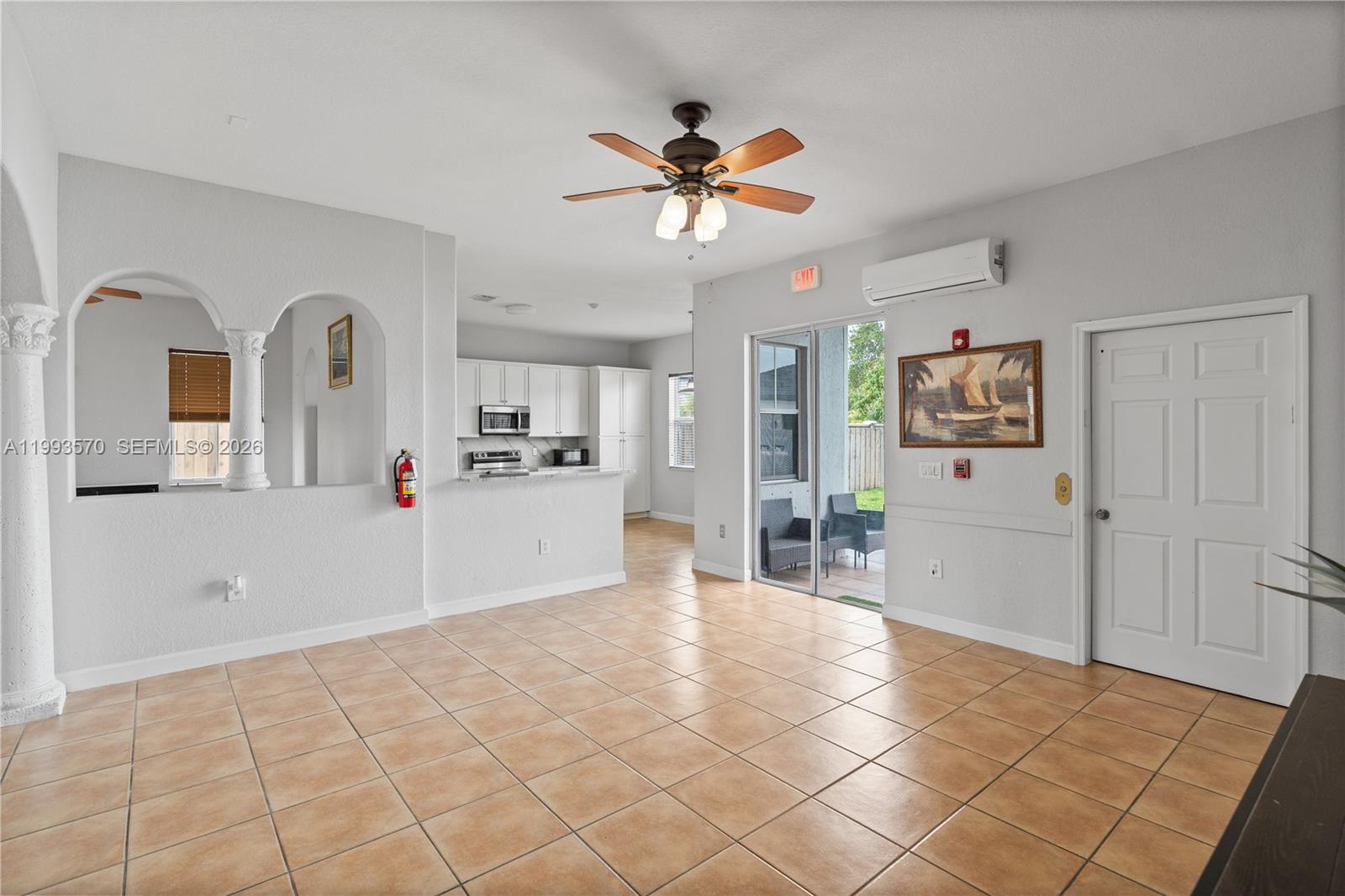 18140 NW 90th Ave Hialeah, FL 33018