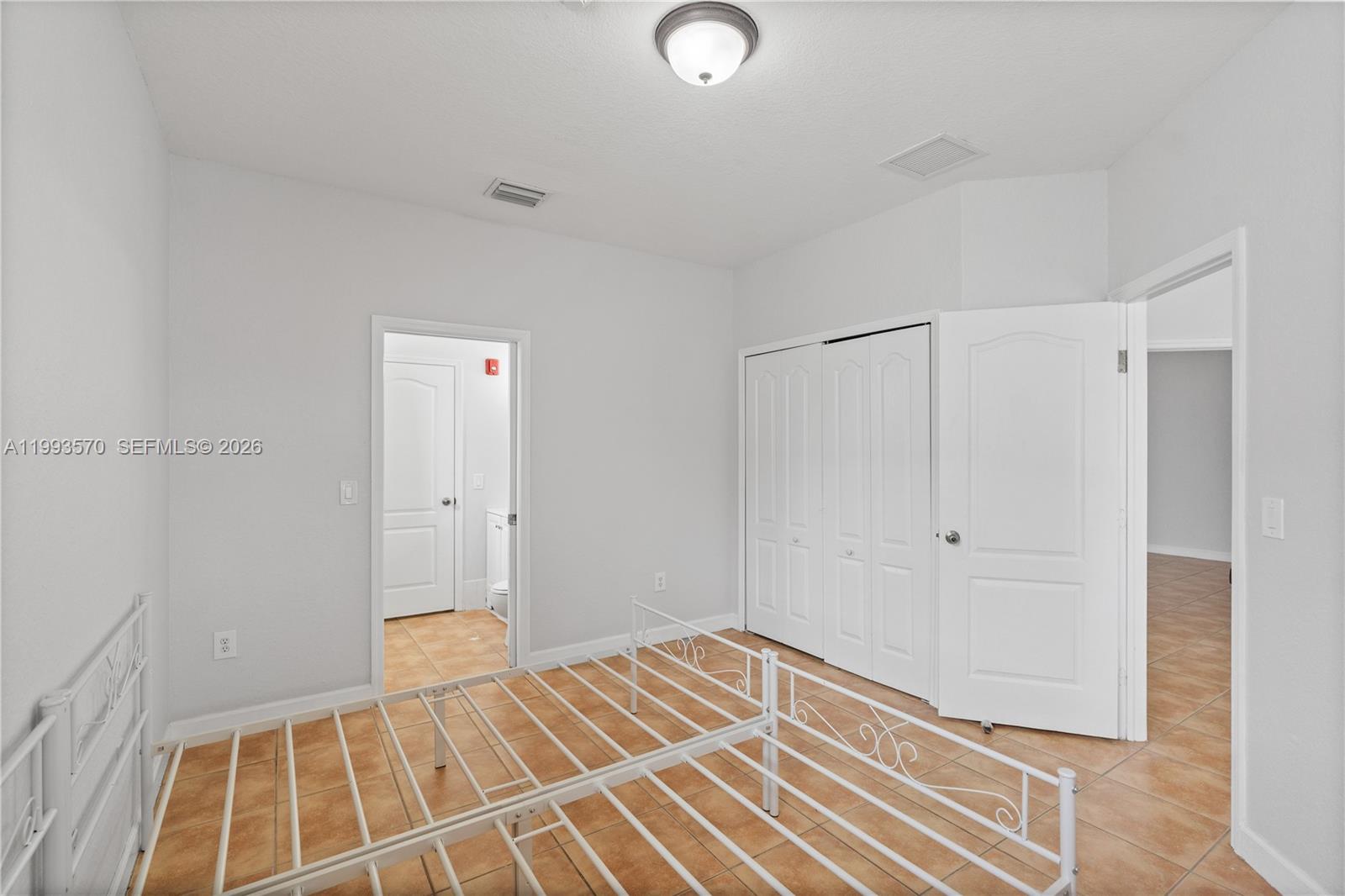 18140 NW 90th Ave Hialeah, FL 33018