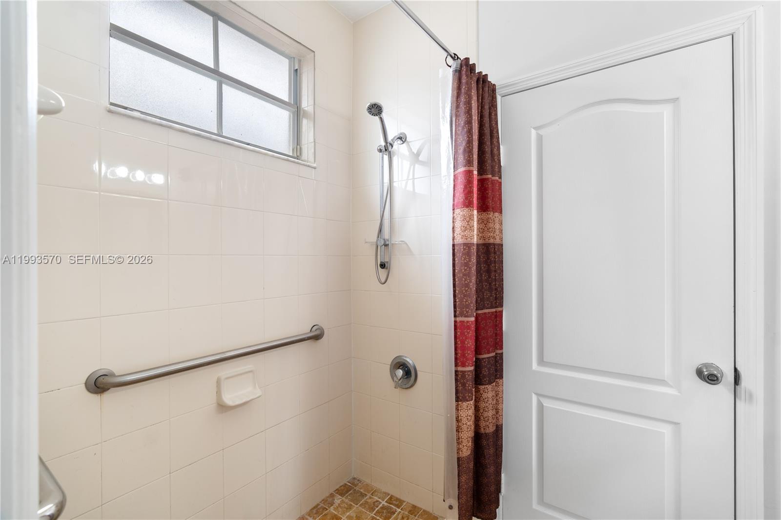 18140 NW 90th Ave Hialeah, FL 33018