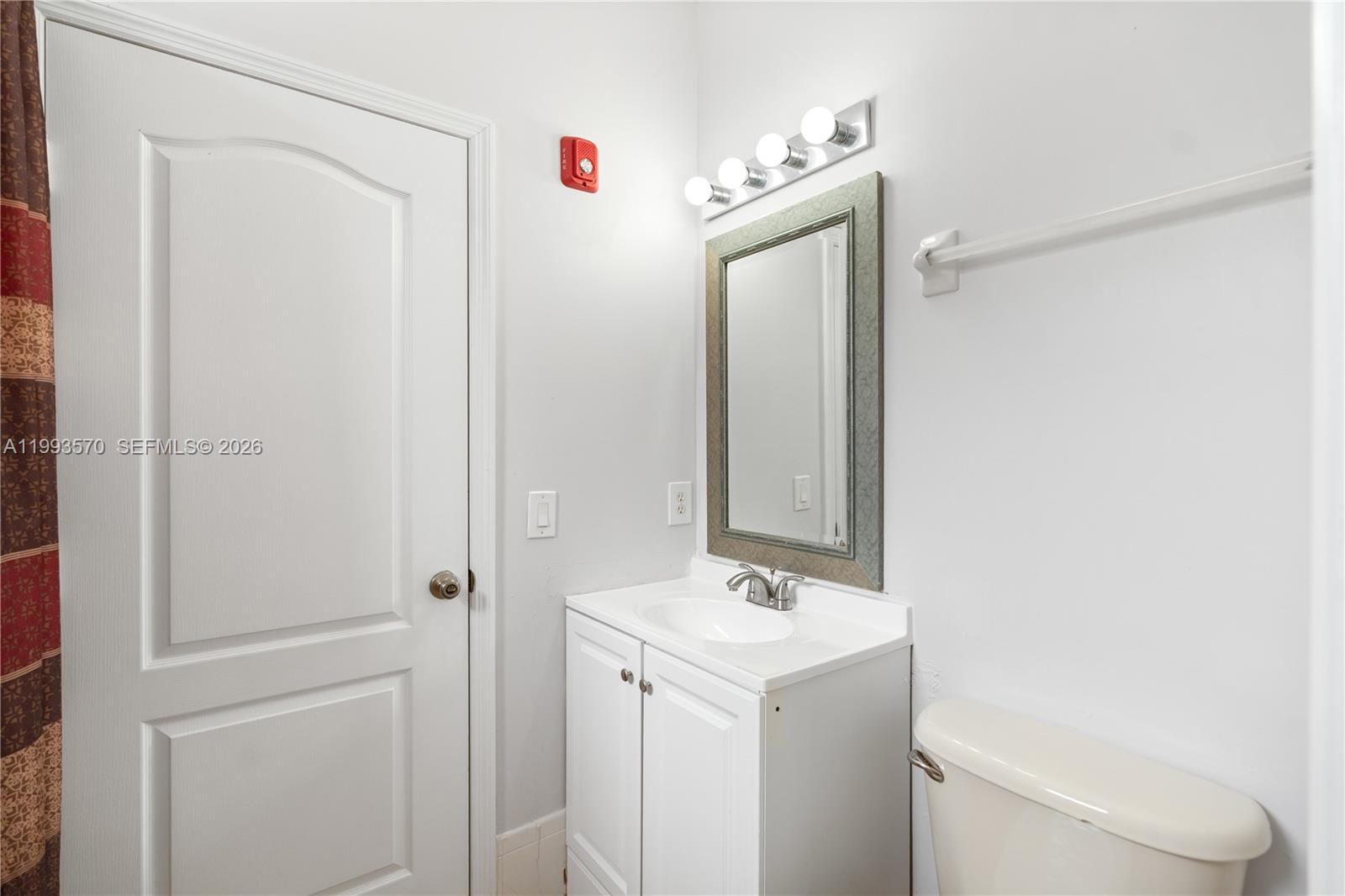 18140 NW 90th Ave Hialeah, FL 33018