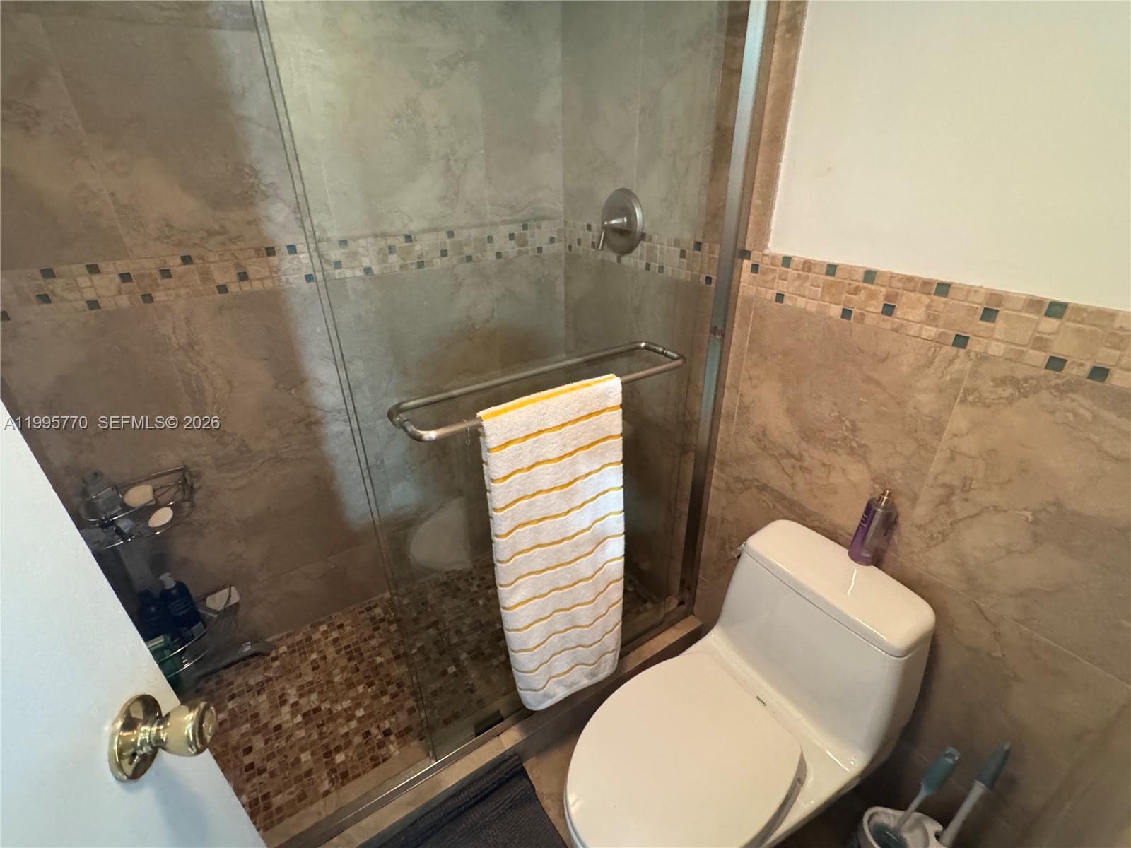 image Arlen House East18