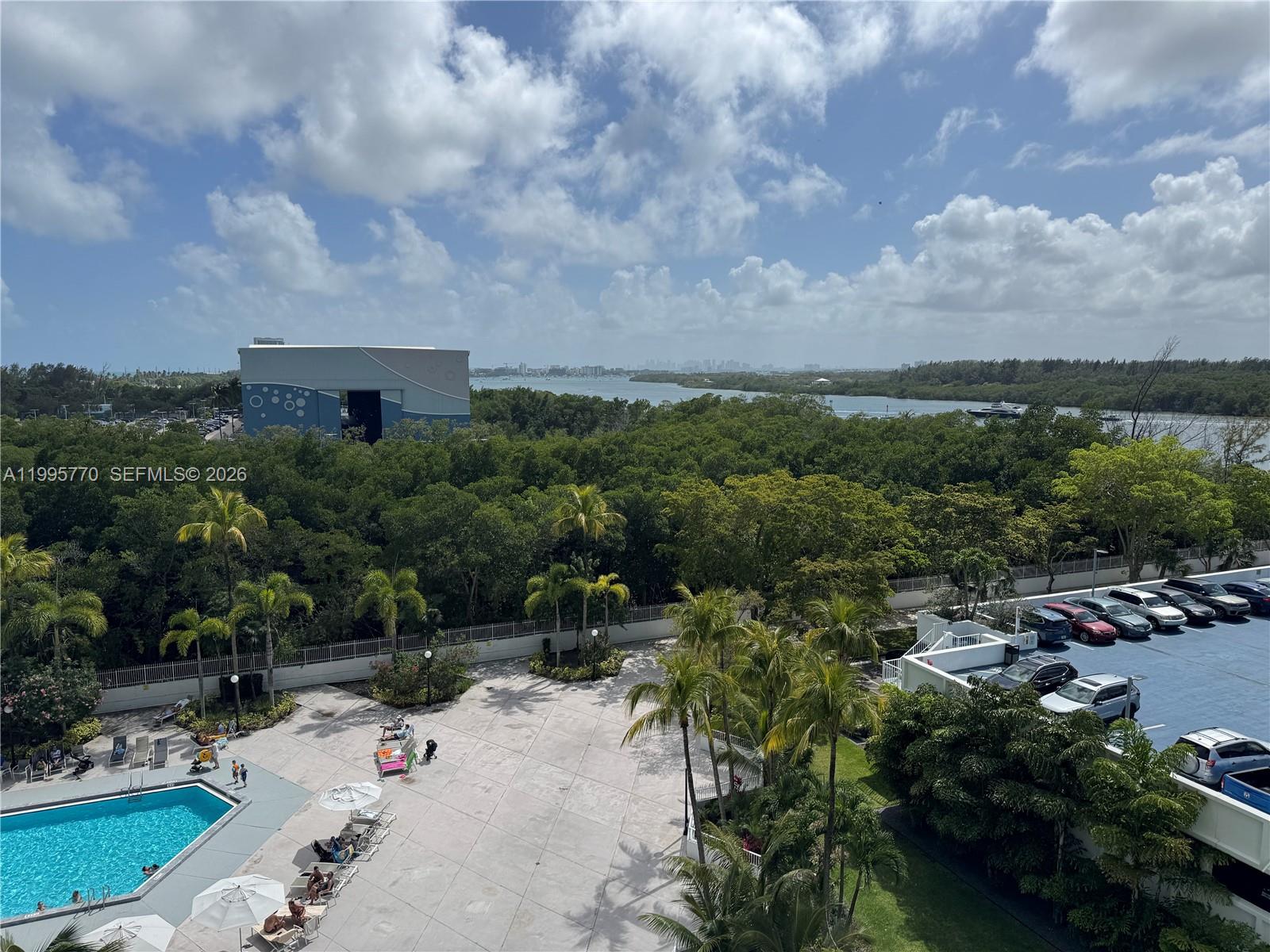 image Arlen House East2