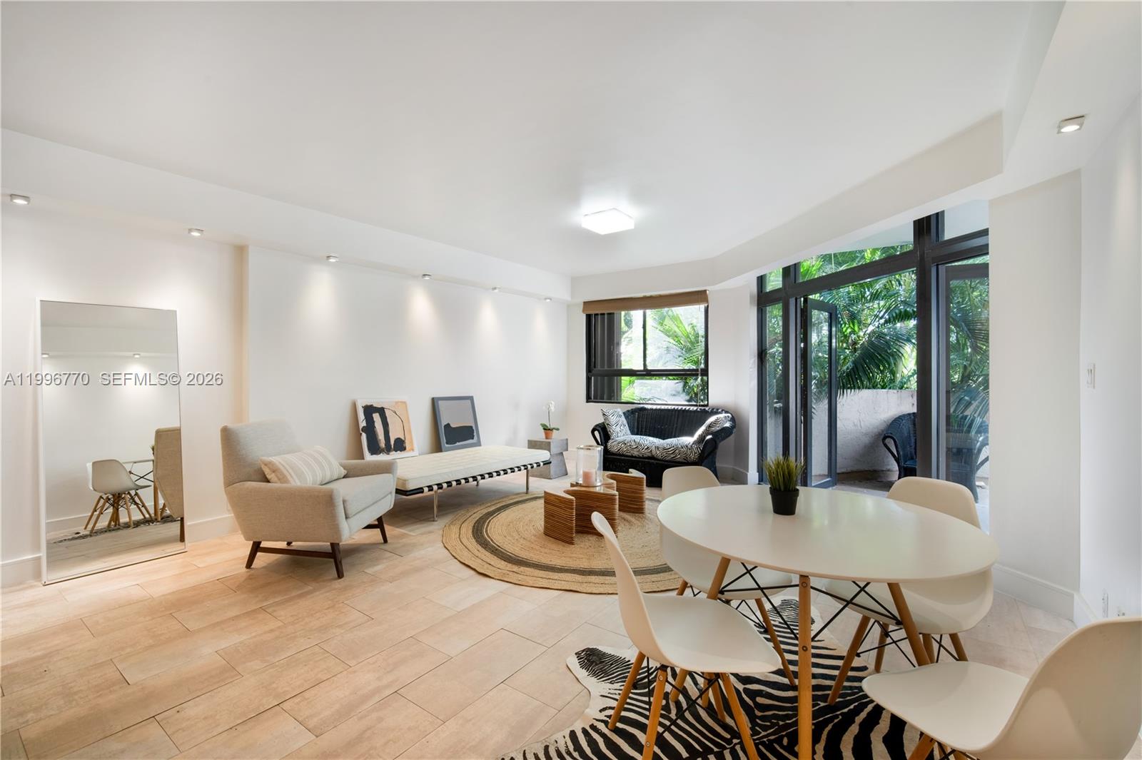 181 Crandon Blvd #104