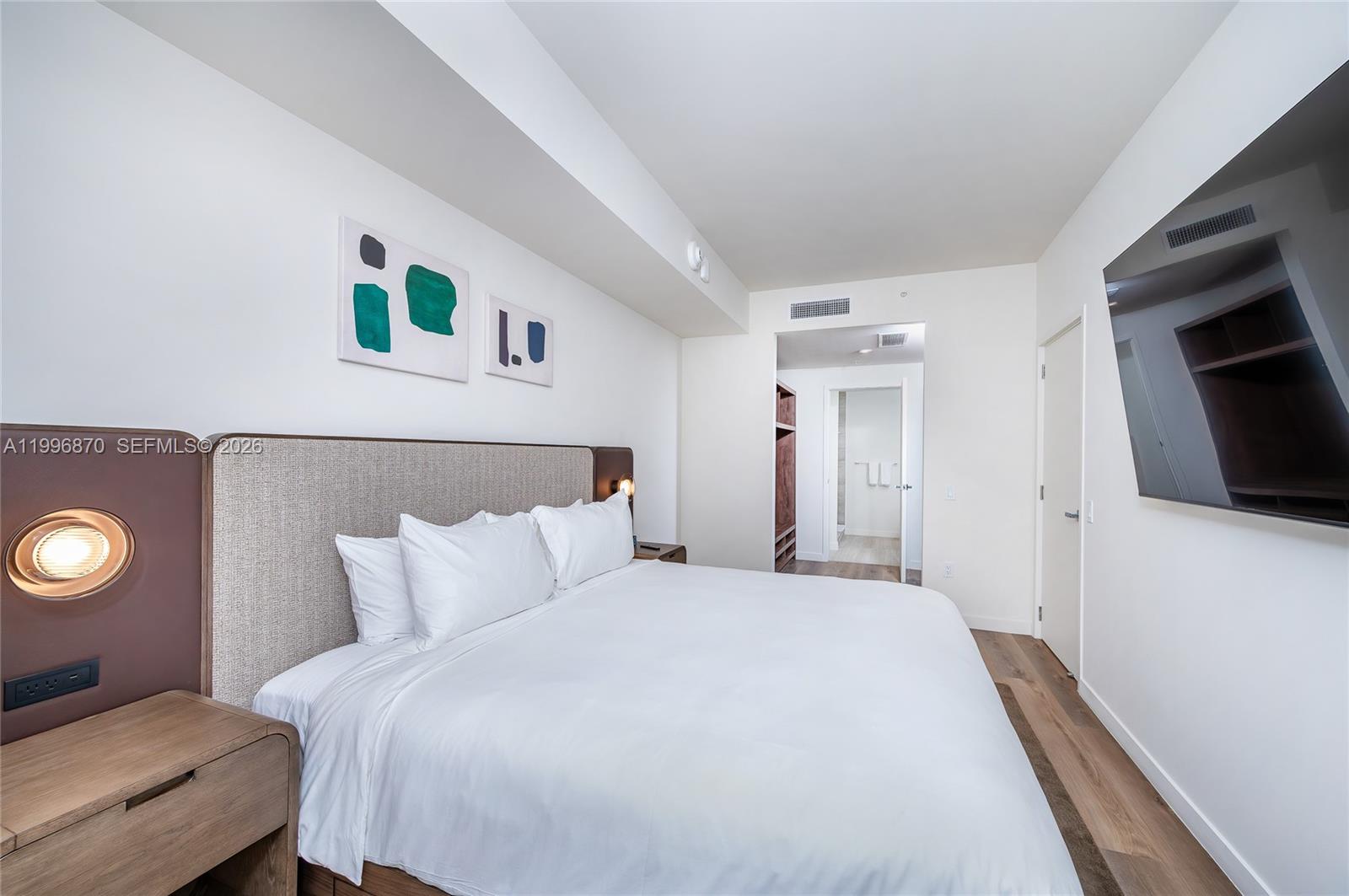 1611 SW 2nd Ave #216 Miami, FL 33129