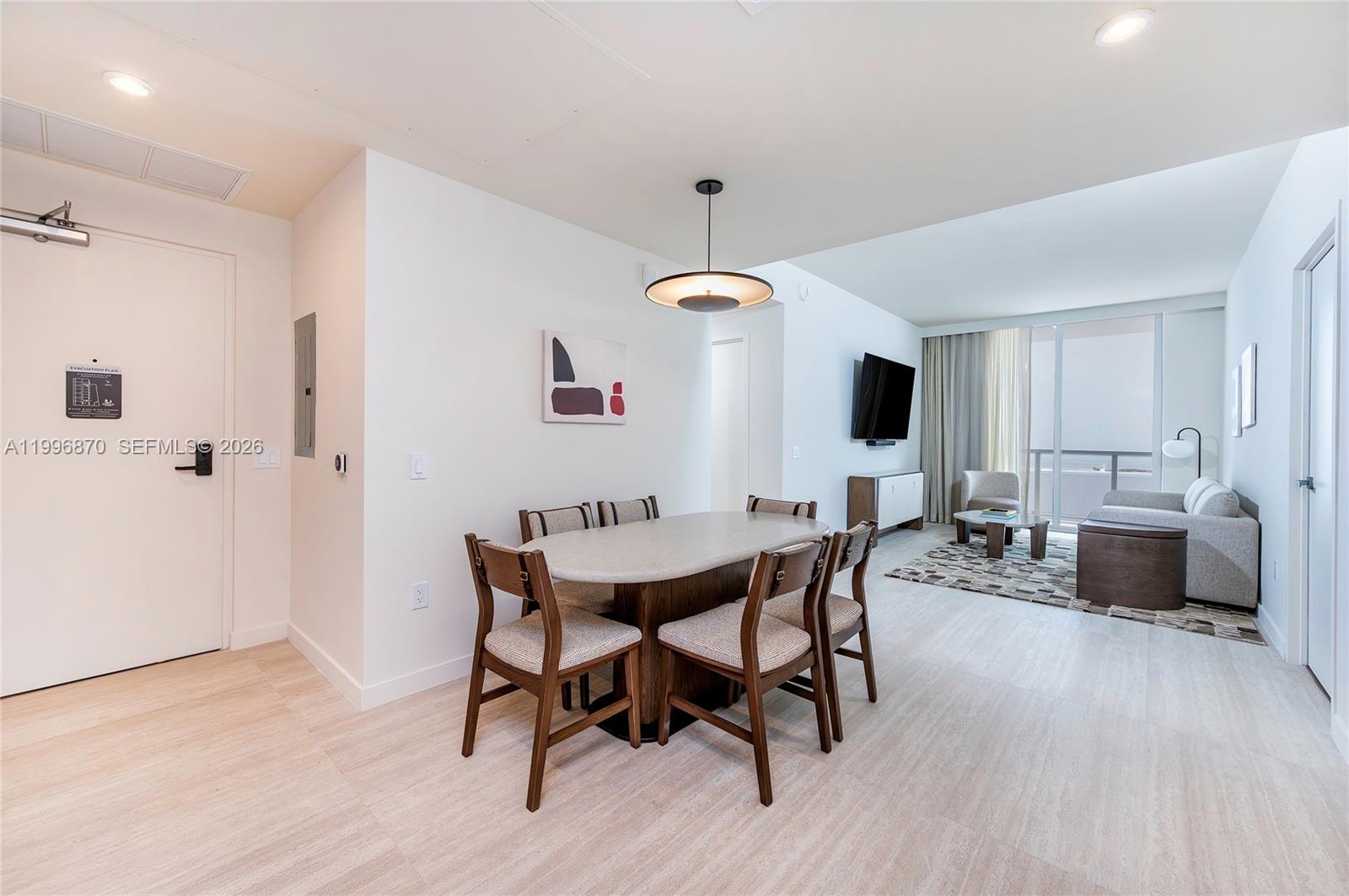 1611 SW 2nd Ave #216 Miami, FL 33129