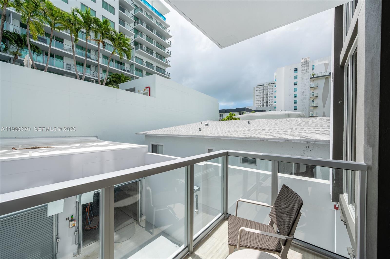 1611 SW 2nd Ave #216 Miami, FL 33129