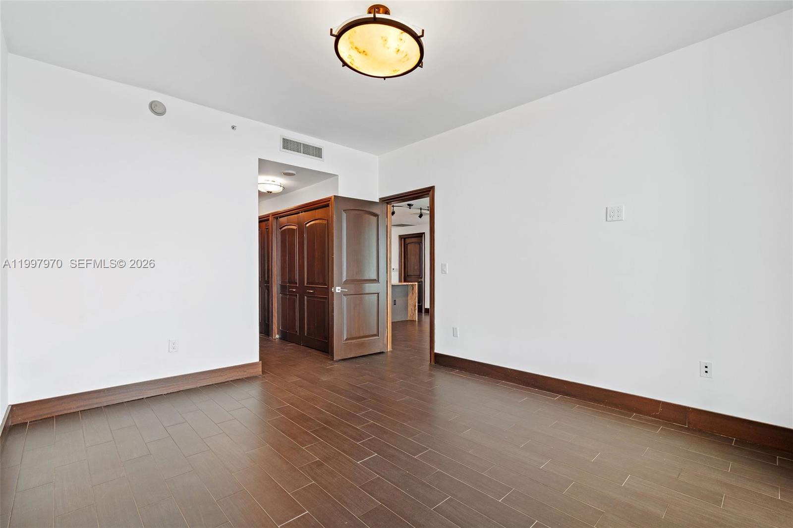 900 Biscayne Blvd #3502 Miami, FL 33132