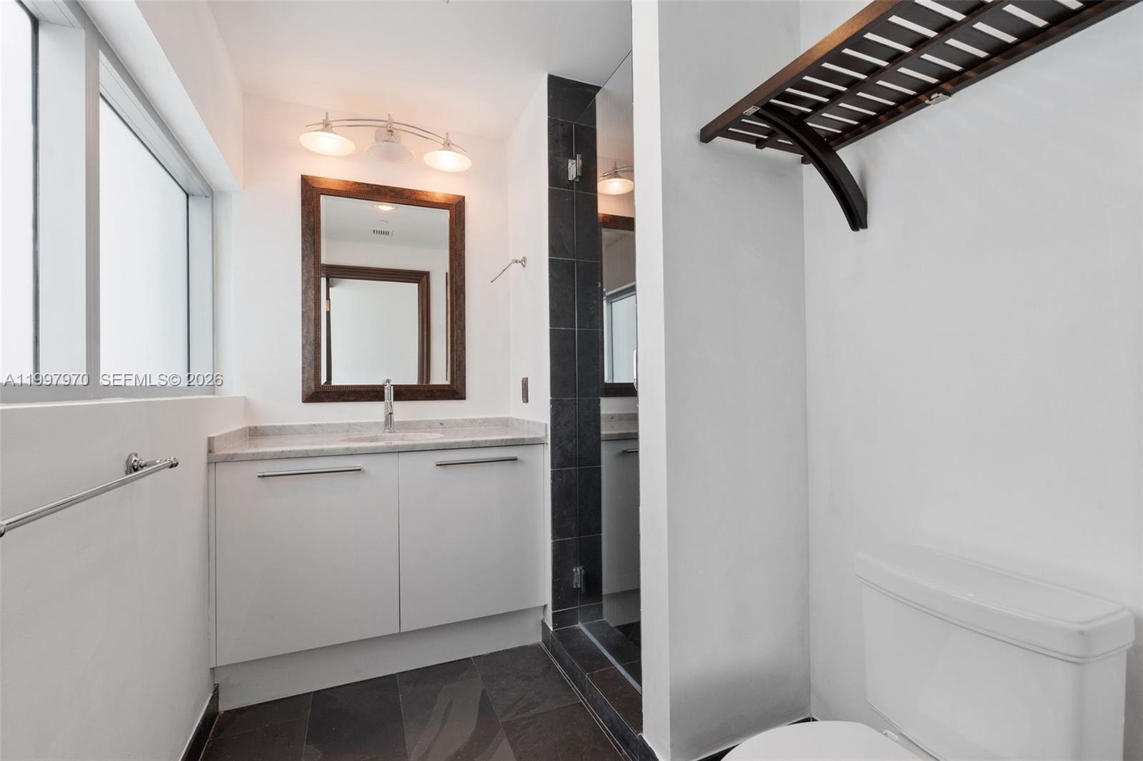 900 Biscayne Blvd #3502 Miami, FL 33132