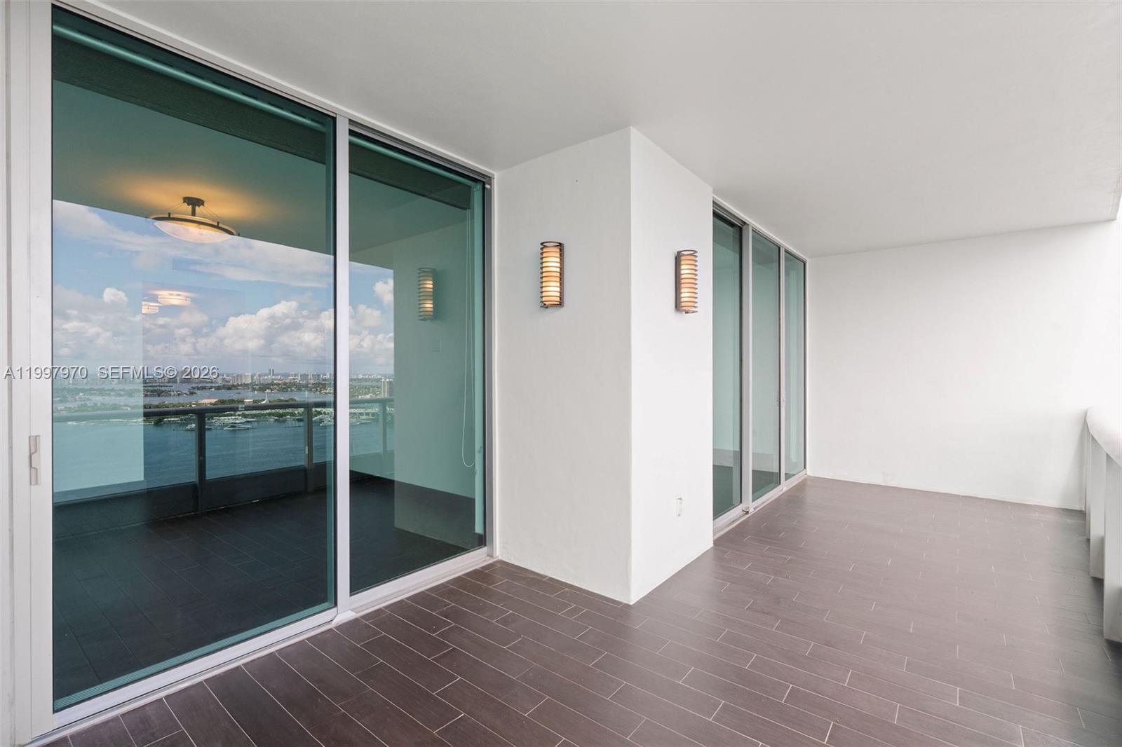 900 Biscayne Blvd #3502 Miami, FL 33132