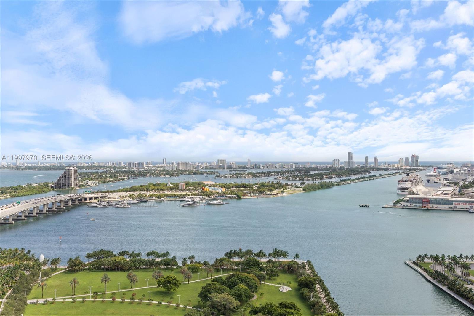 900 Biscayne Blvd #3502 Miami, FL 33132