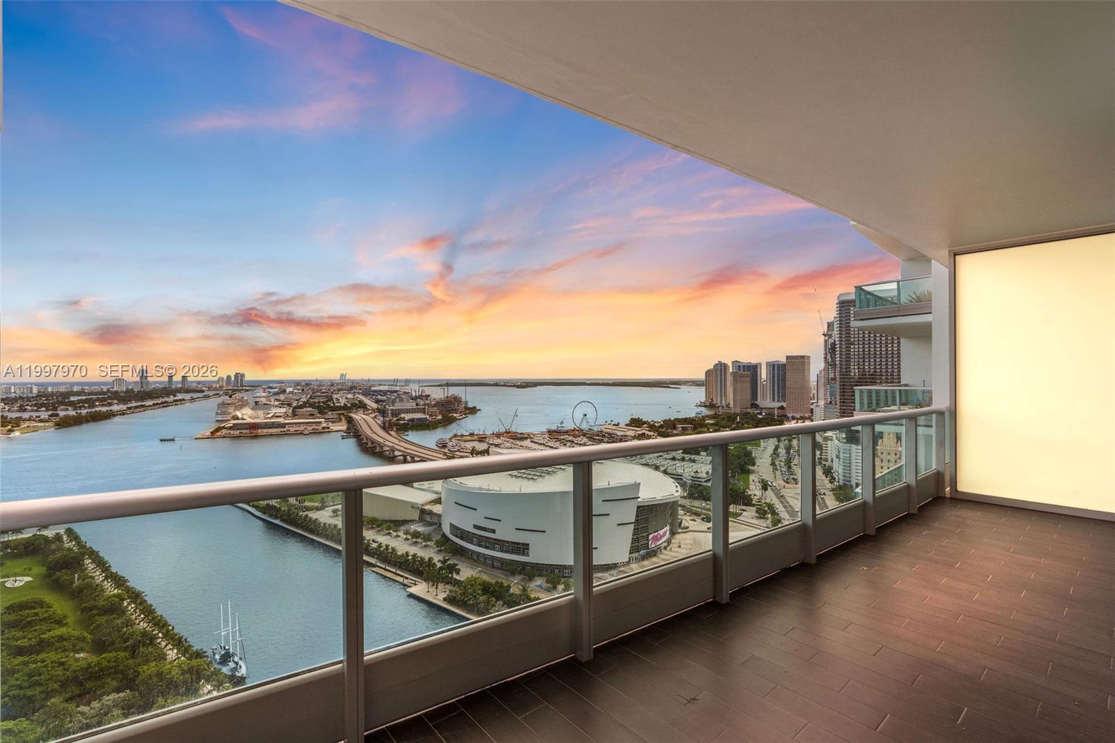 900 Biscayne Blvd #3502 Miami, FL 33132
