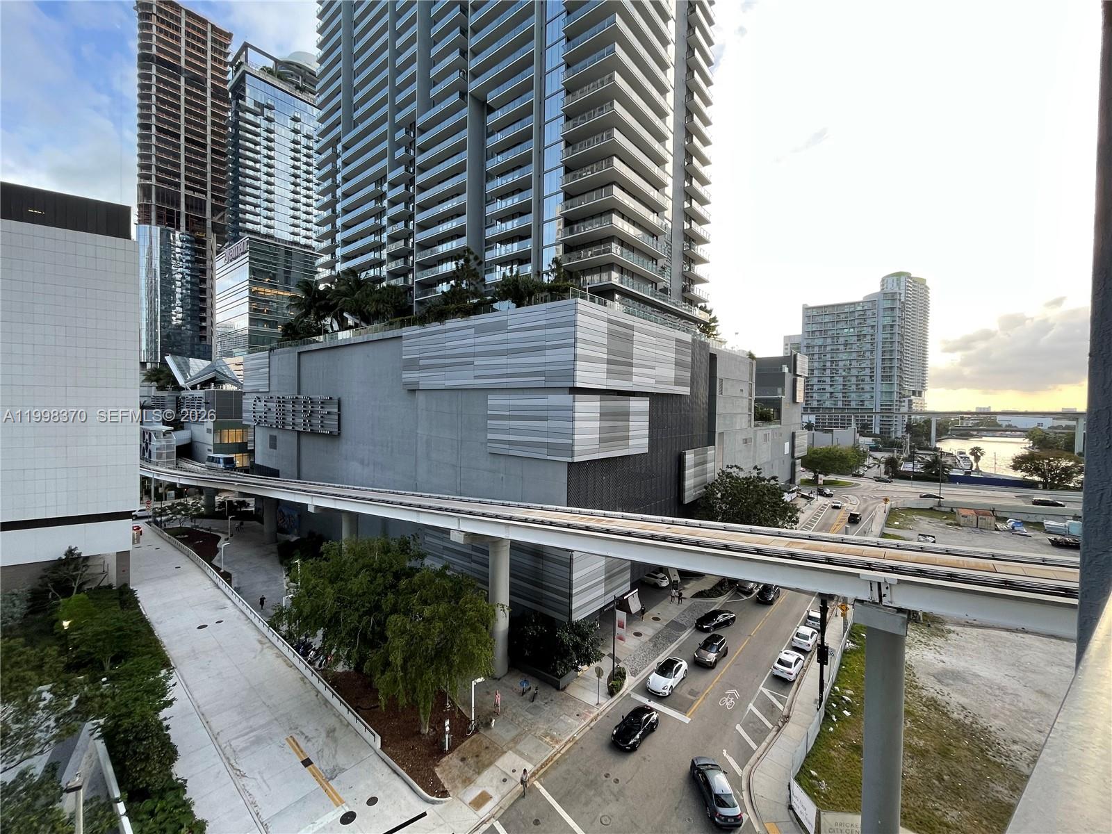 image MyBrickell15