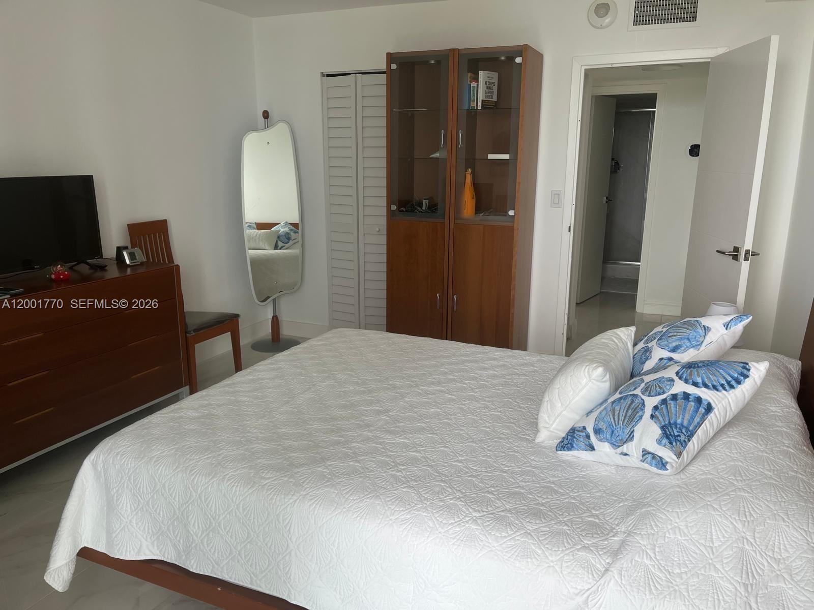 image Arlen House East19