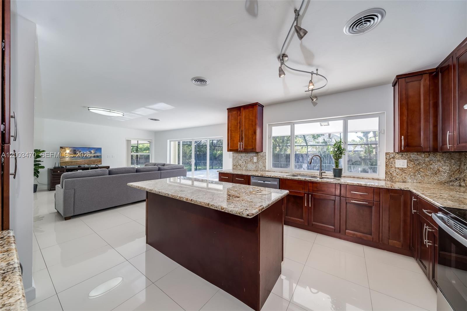 13100 SW 81st Ave Pinecrest, FL 33156