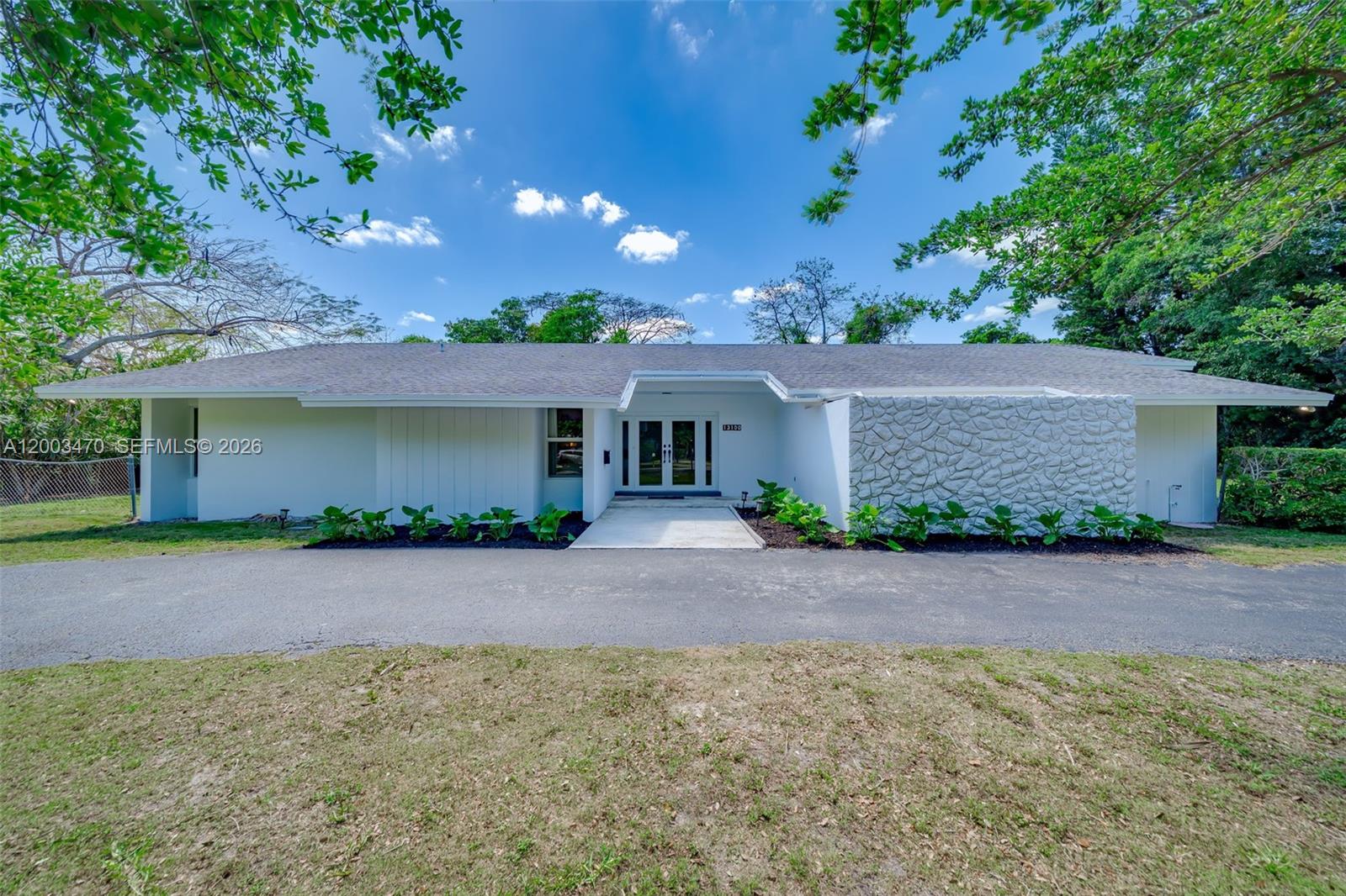 13100 SW 81st Ave Pinecrest, FL 33156