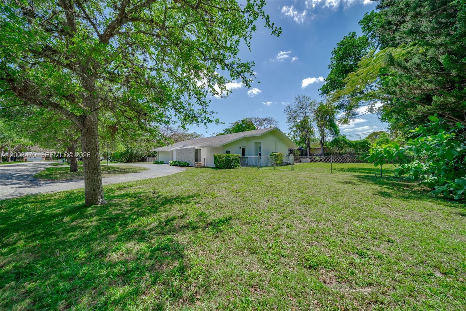 13100 SW 81st Ave Pinecrest, FL 33156