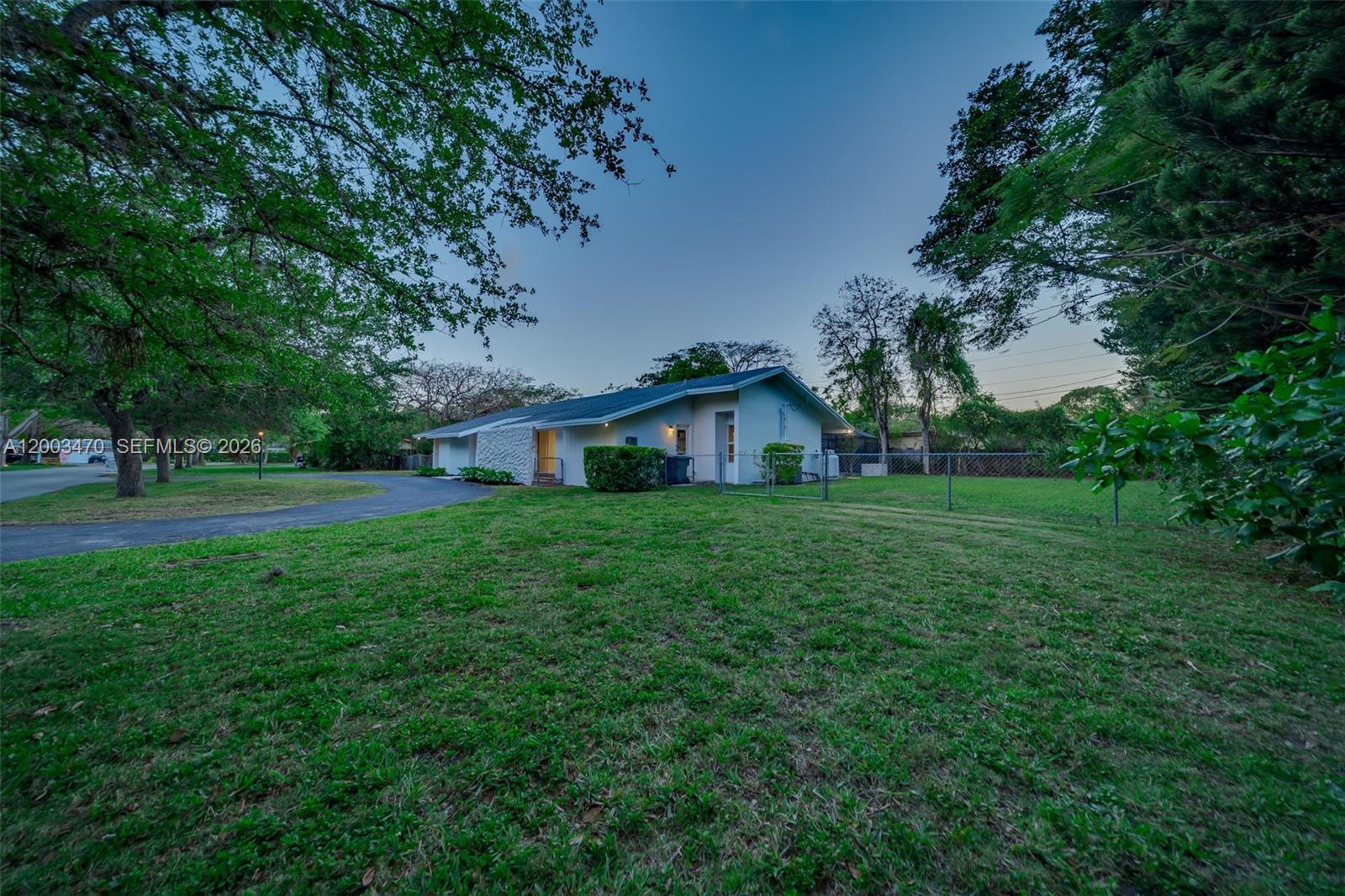 13100 SW 81st Ave Pinecrest, FL 33156