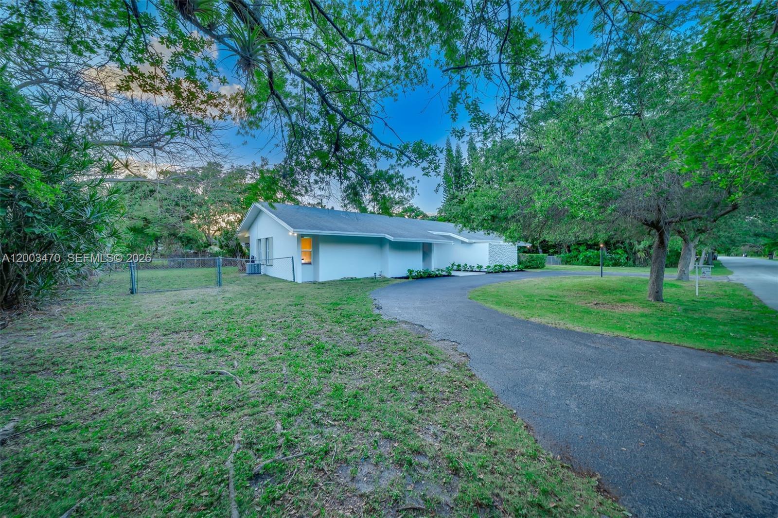 13100 SW 81st Ave Pinecrest, FL 33156