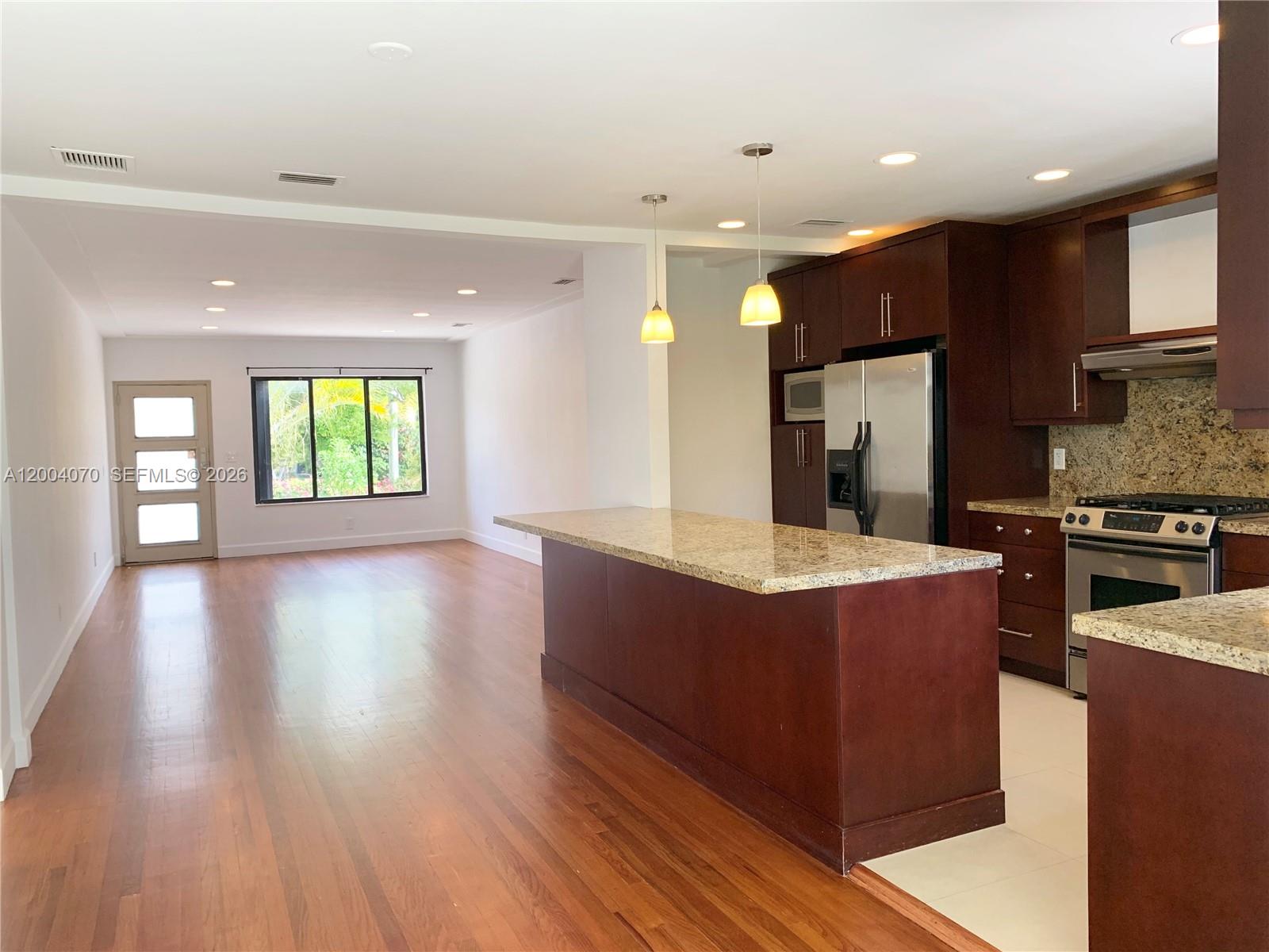 7750 Noremac Ave Miami Beach, FL 33141