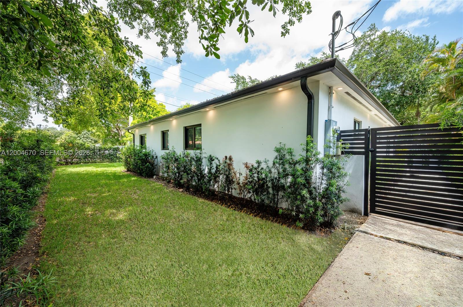 831 Cortez St Coral Gables, FL 33134