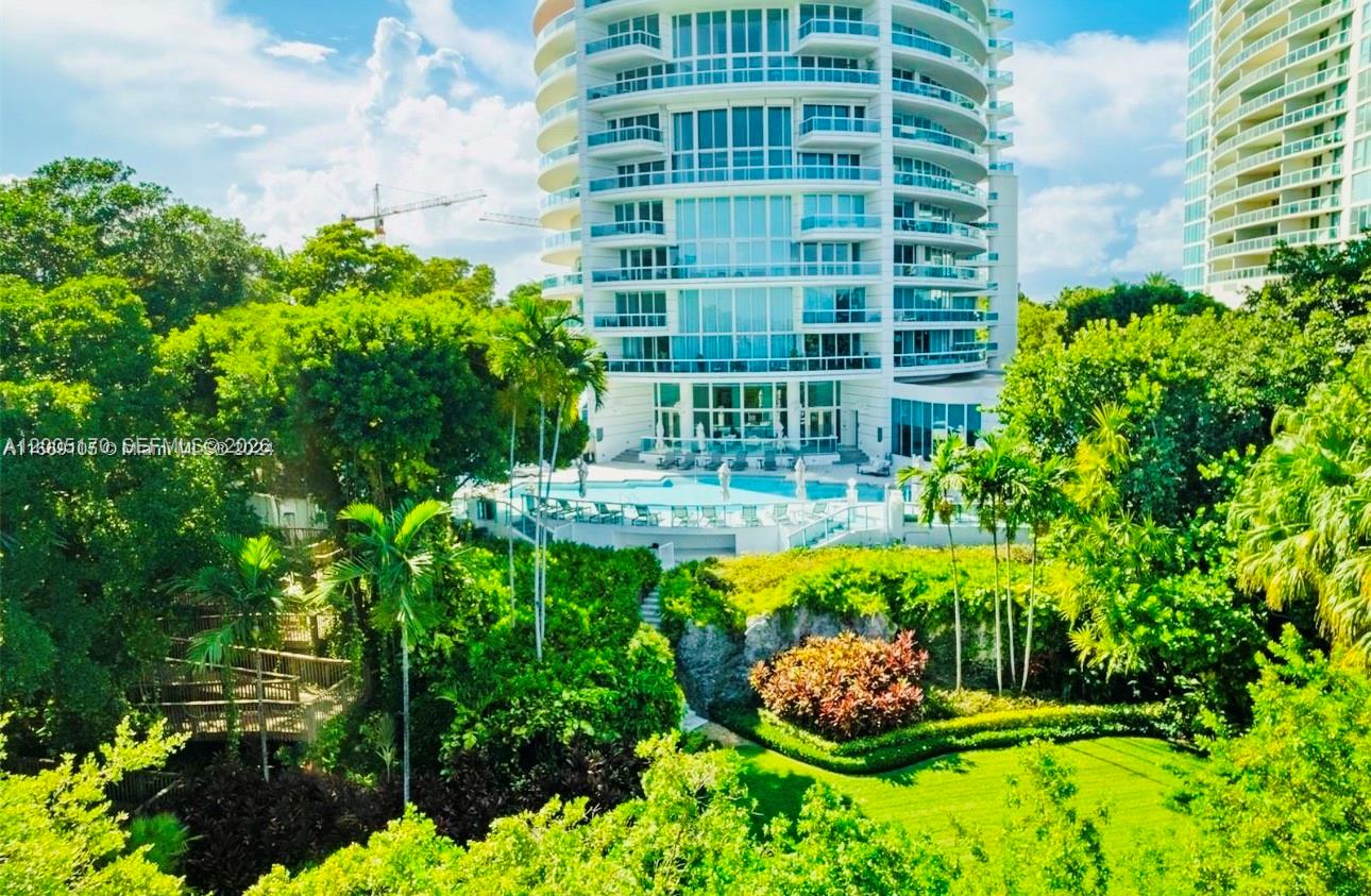 2127 Brickell Ave #1505 Miami, FL 33129