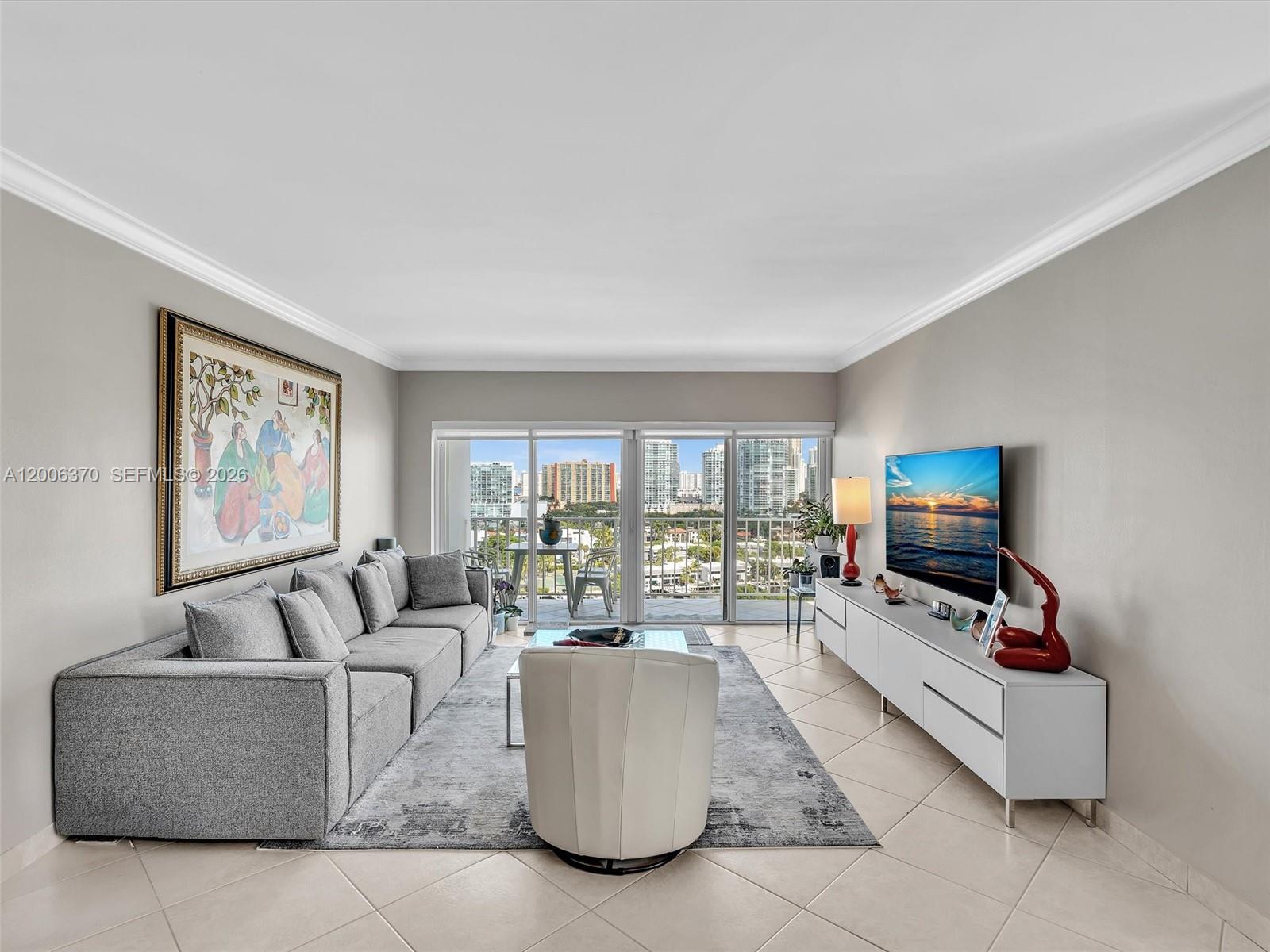 image Arlen House West14