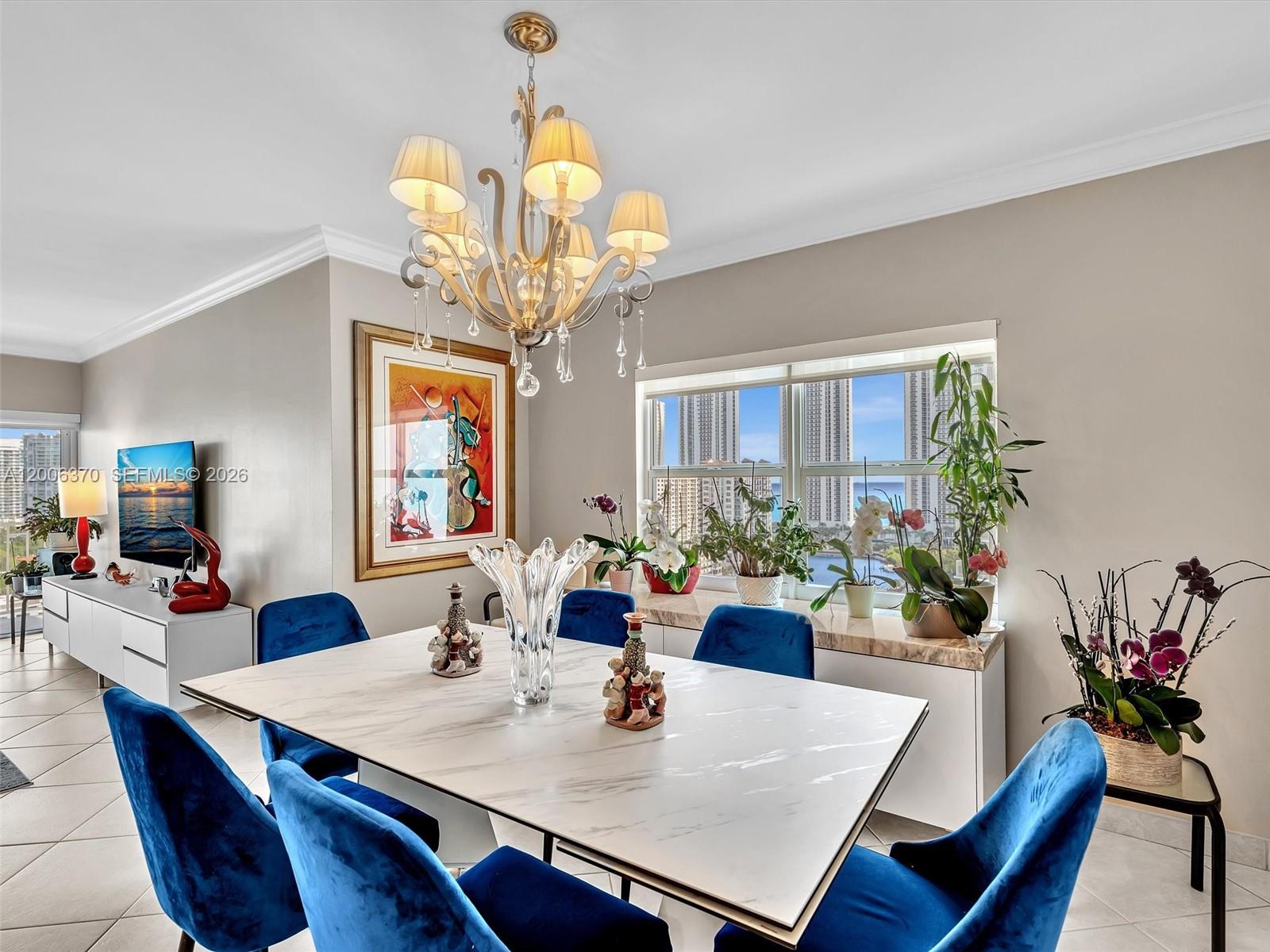 image Arlen House West5