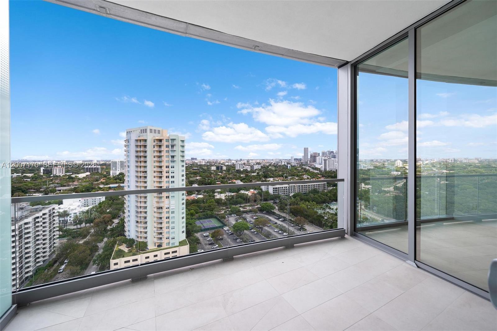 175 Se 25th Rd #1904 Miami, FL 33129