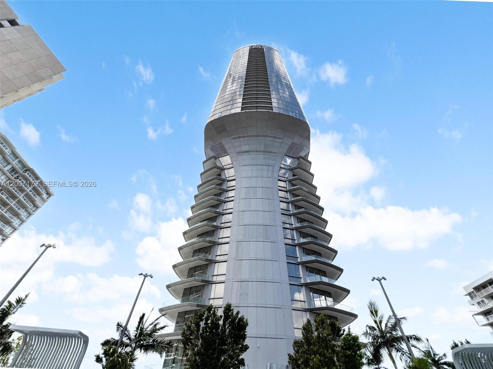 175 Se 25th Rd #1904 Miami, FL 33129