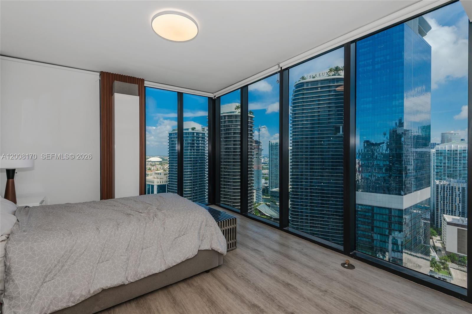 image 1010 Brickell0