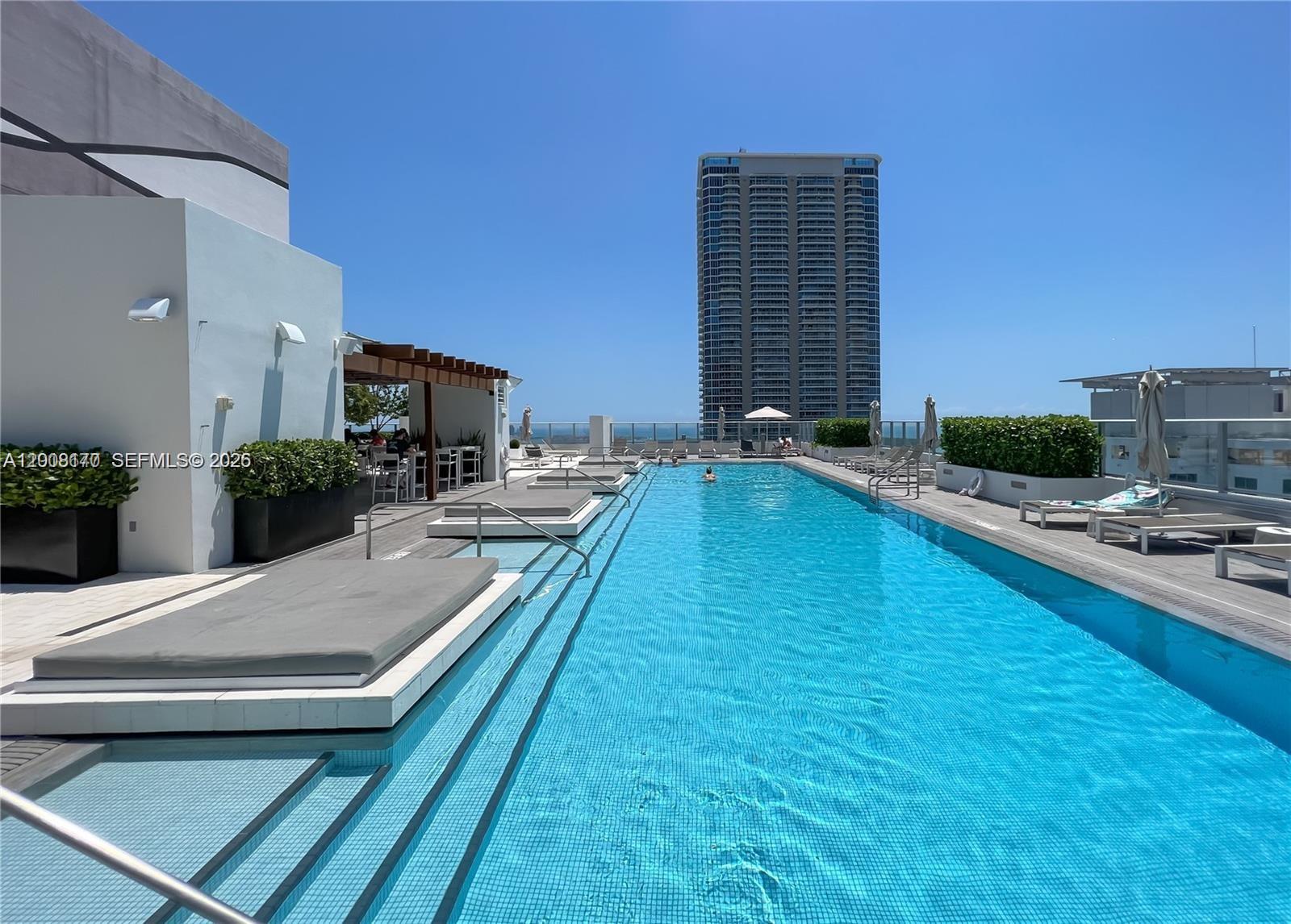 1010 Brickell Ave #4211 Miami, FL 33131