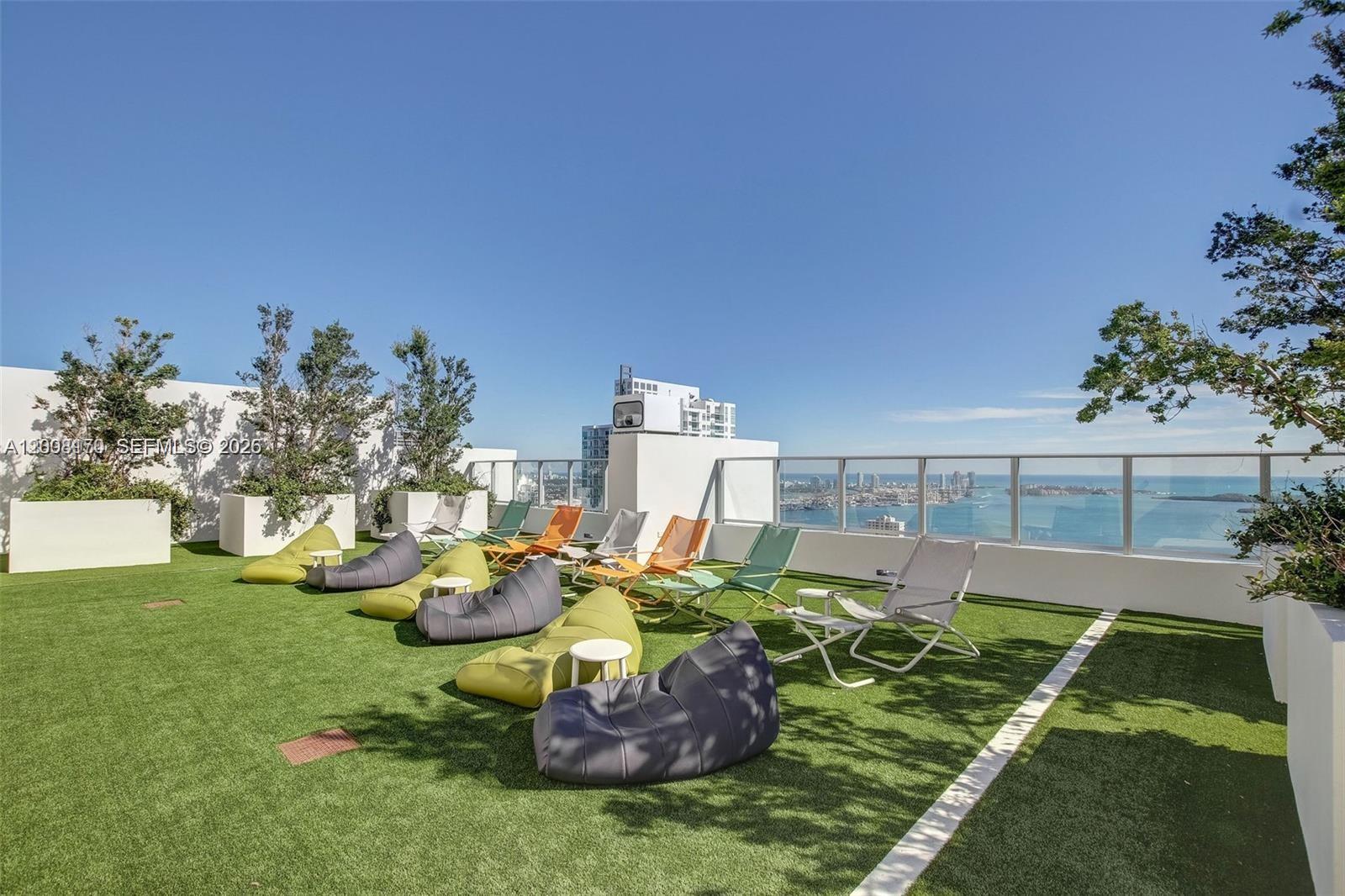 1010 Brickell Ave #4211 Miami, FL 33131
