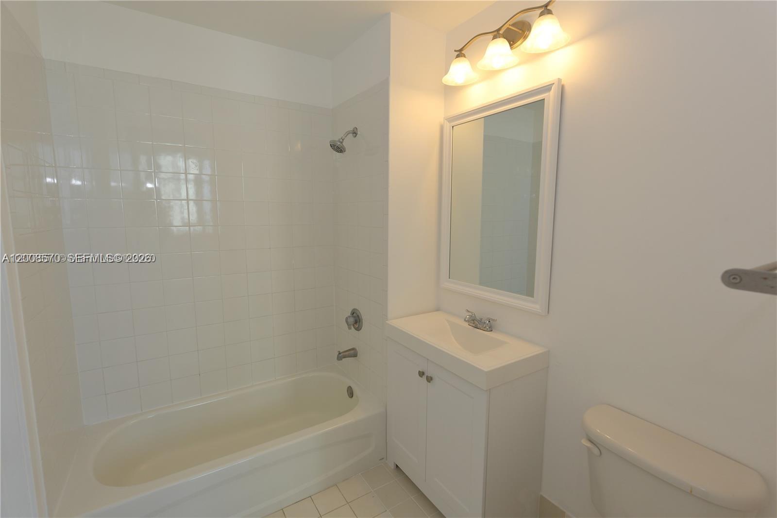 image Edgewater Lofts14