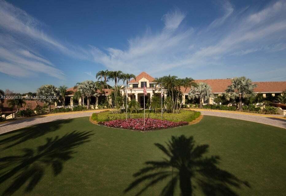 10626 Starling Way West Palm Beach, FL 33412