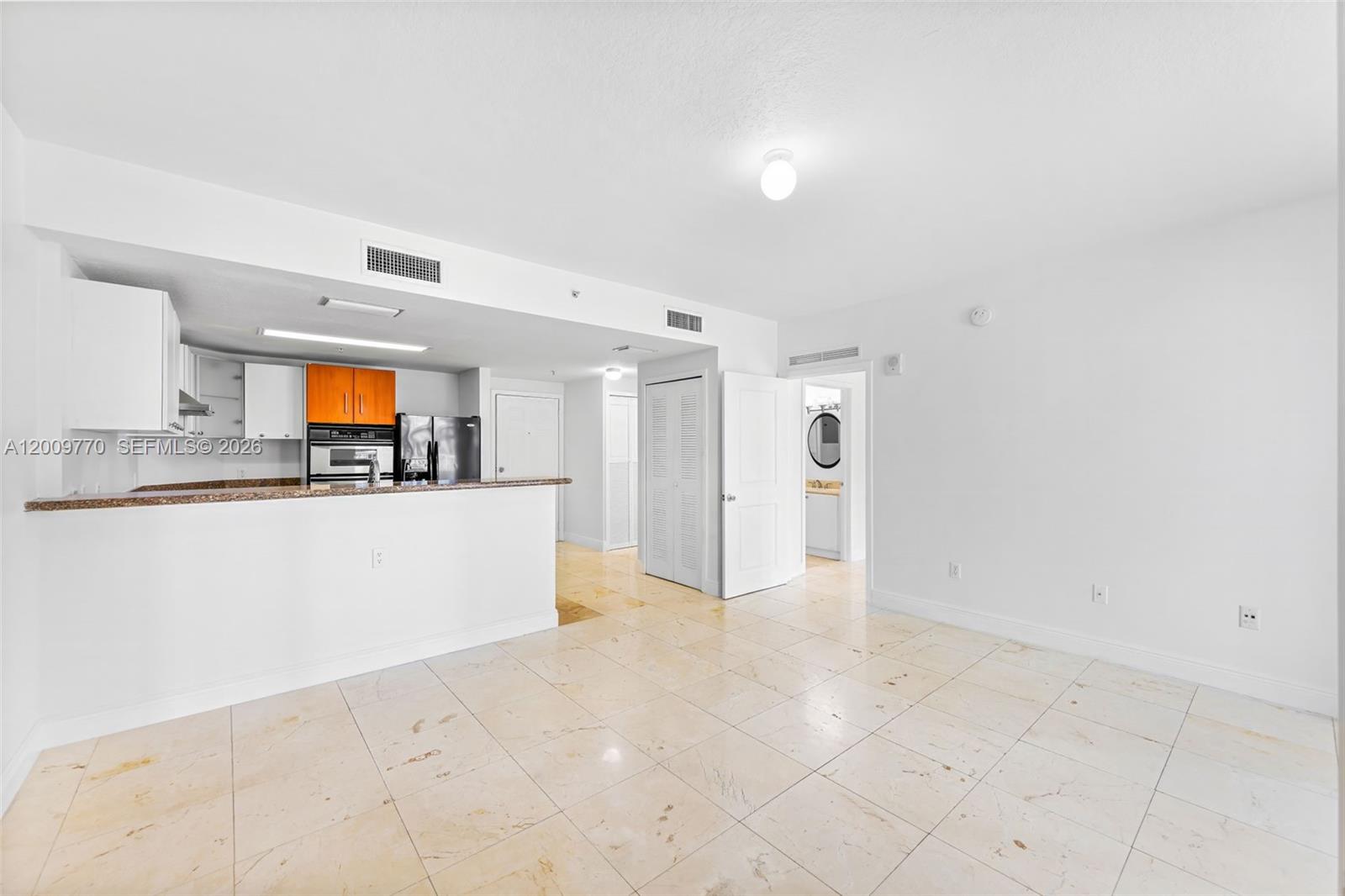 170 SE 14th St #1203