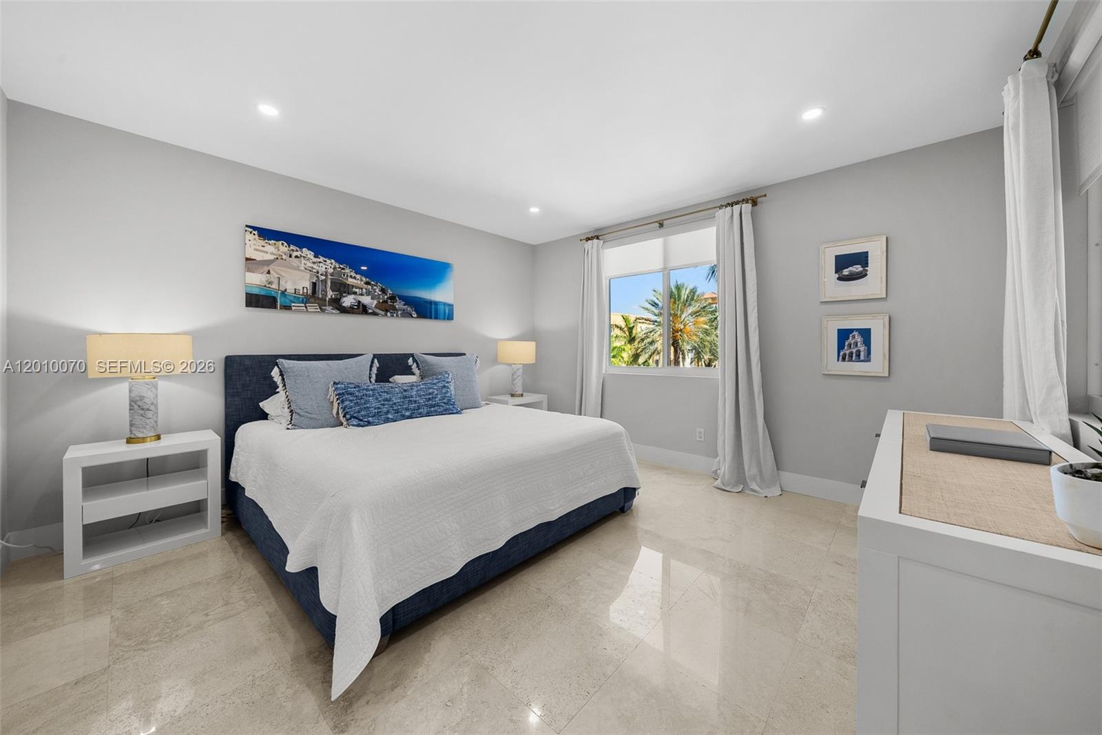 100 Meridian Ave #233 Miami Beach, FL 33139