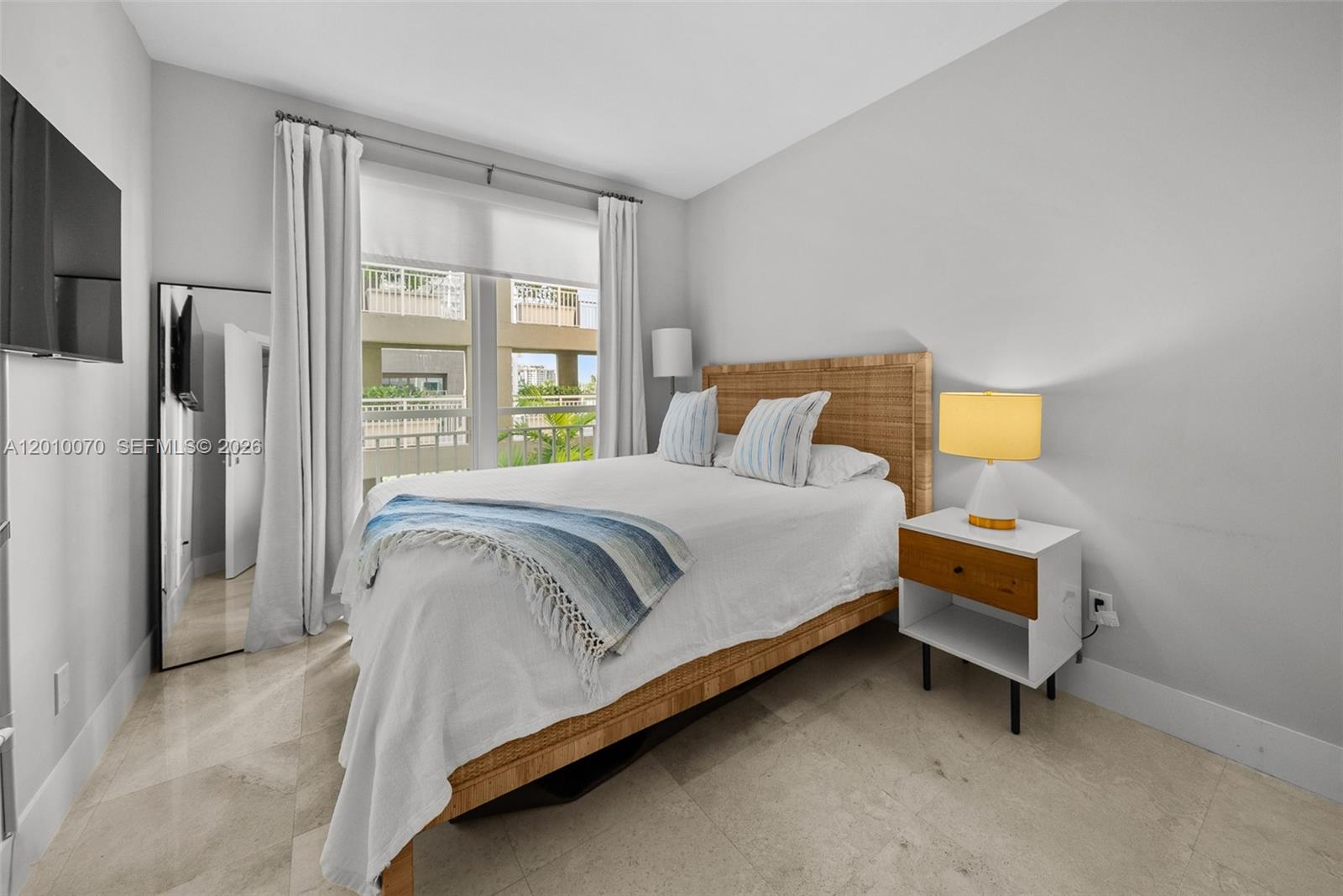 100 Meridian Ave #233 Miami Beach, FL 33139