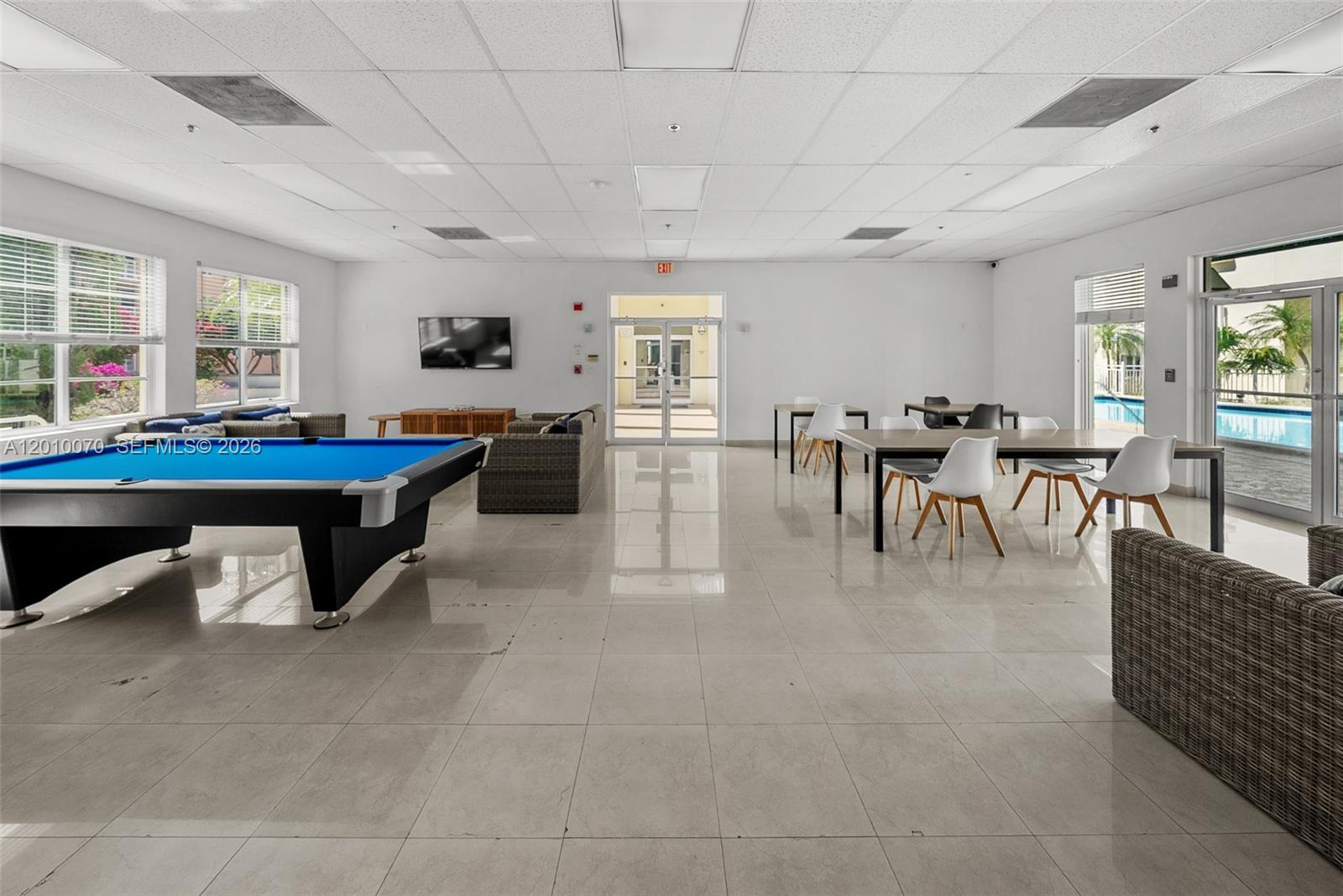 100 Meridian Ave #233 Miami Beach, FL 33139