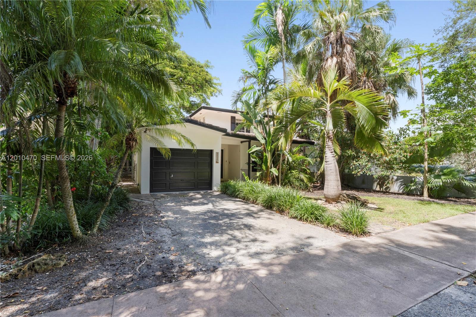 5520 San Vicente St Coral Gables, FL 33146