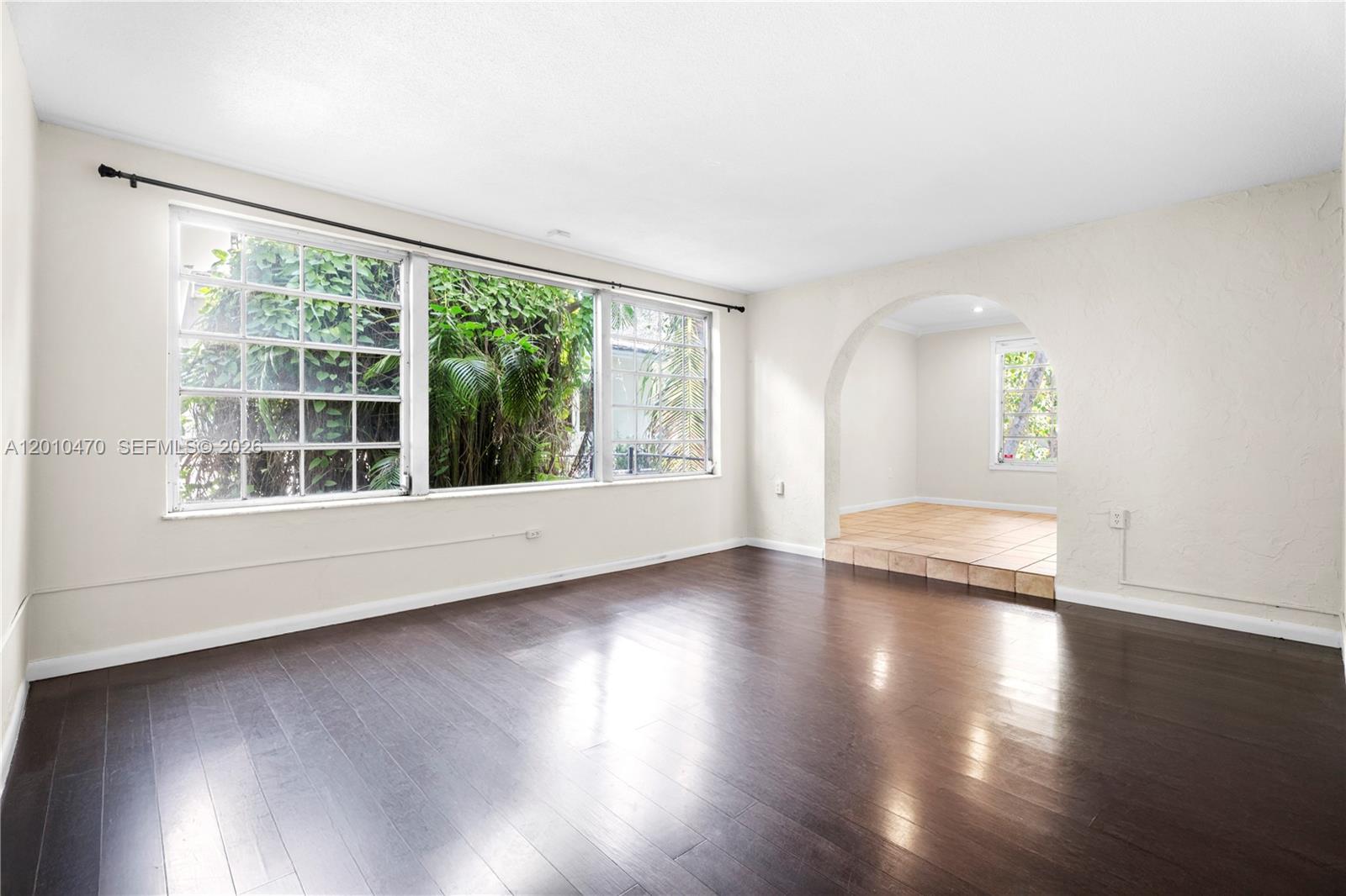 5520 San Vicente St Coral Gables, FL 33146