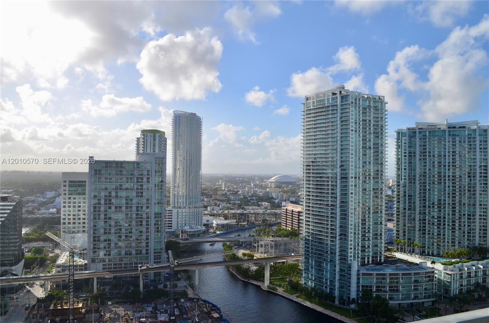 68 SE 6th St #2708 Miami, FL 33131