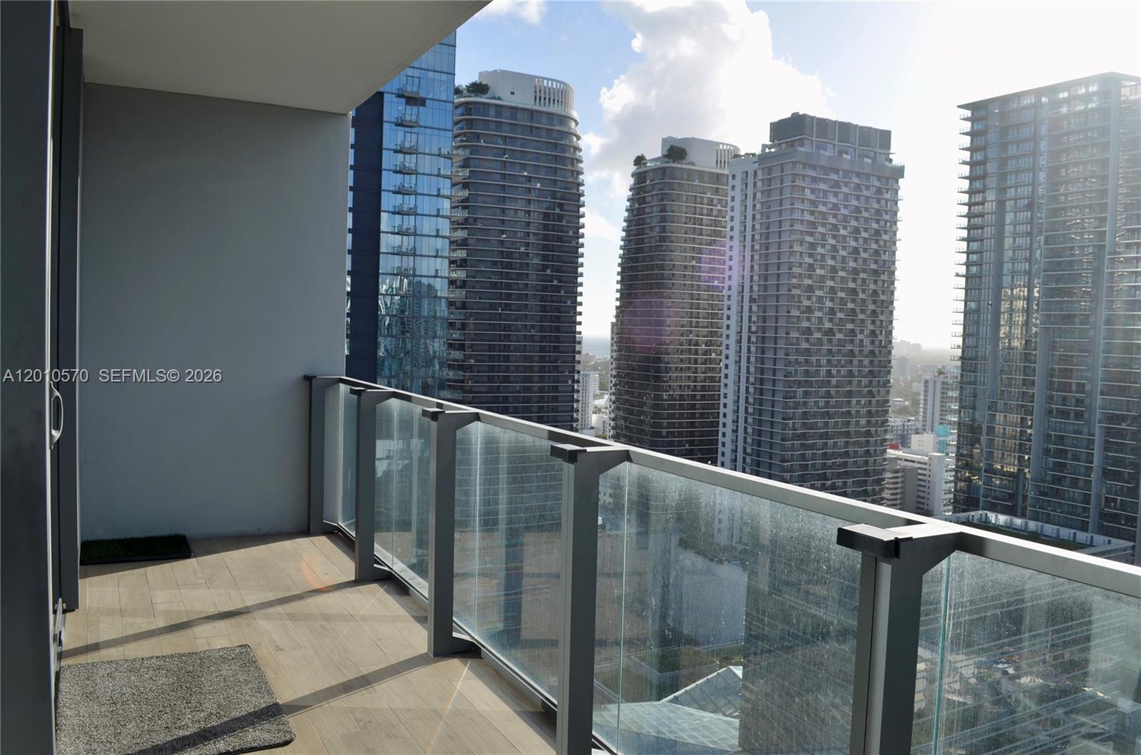 68 SE 6th St #2708 Miami, FL 33131