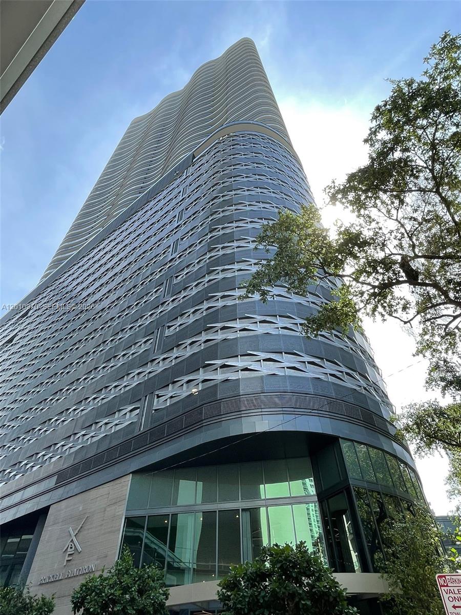 image Brickell Flatiron21