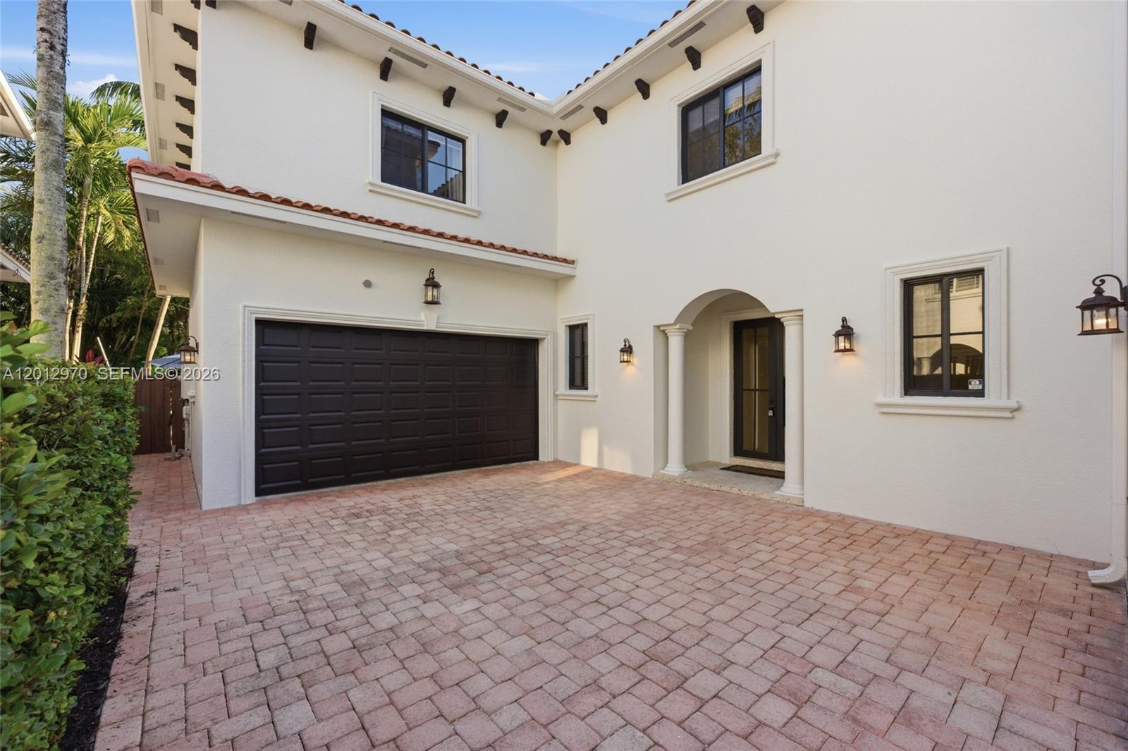 1704 NE 1st St Fort Lauderdale, FL 33301