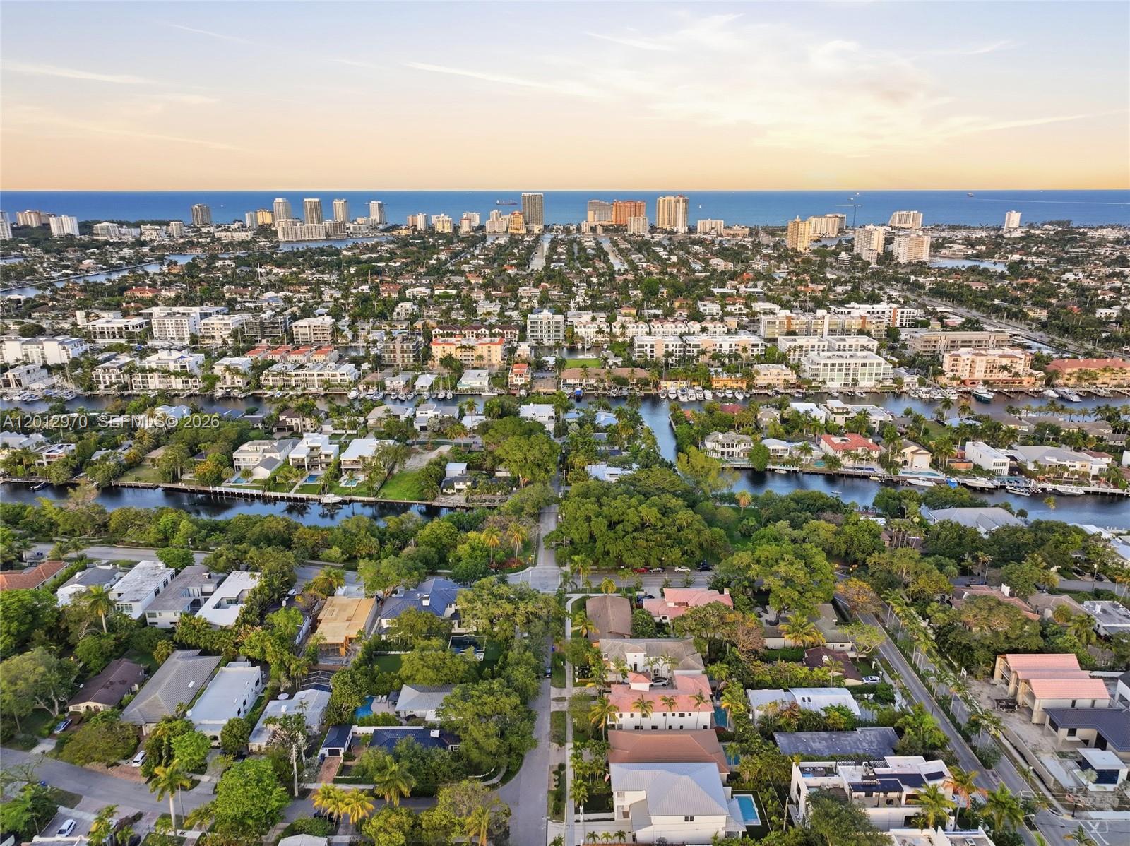 1704 NE 1st St Fort Lauderdale, FL 33301