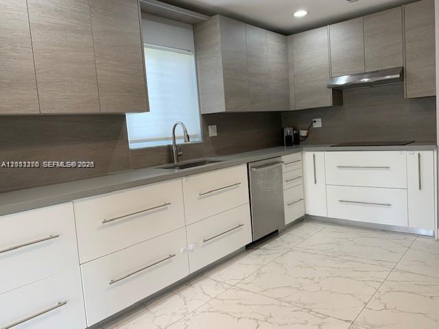 220 187th St Sunny Isles Beach, FL 33160